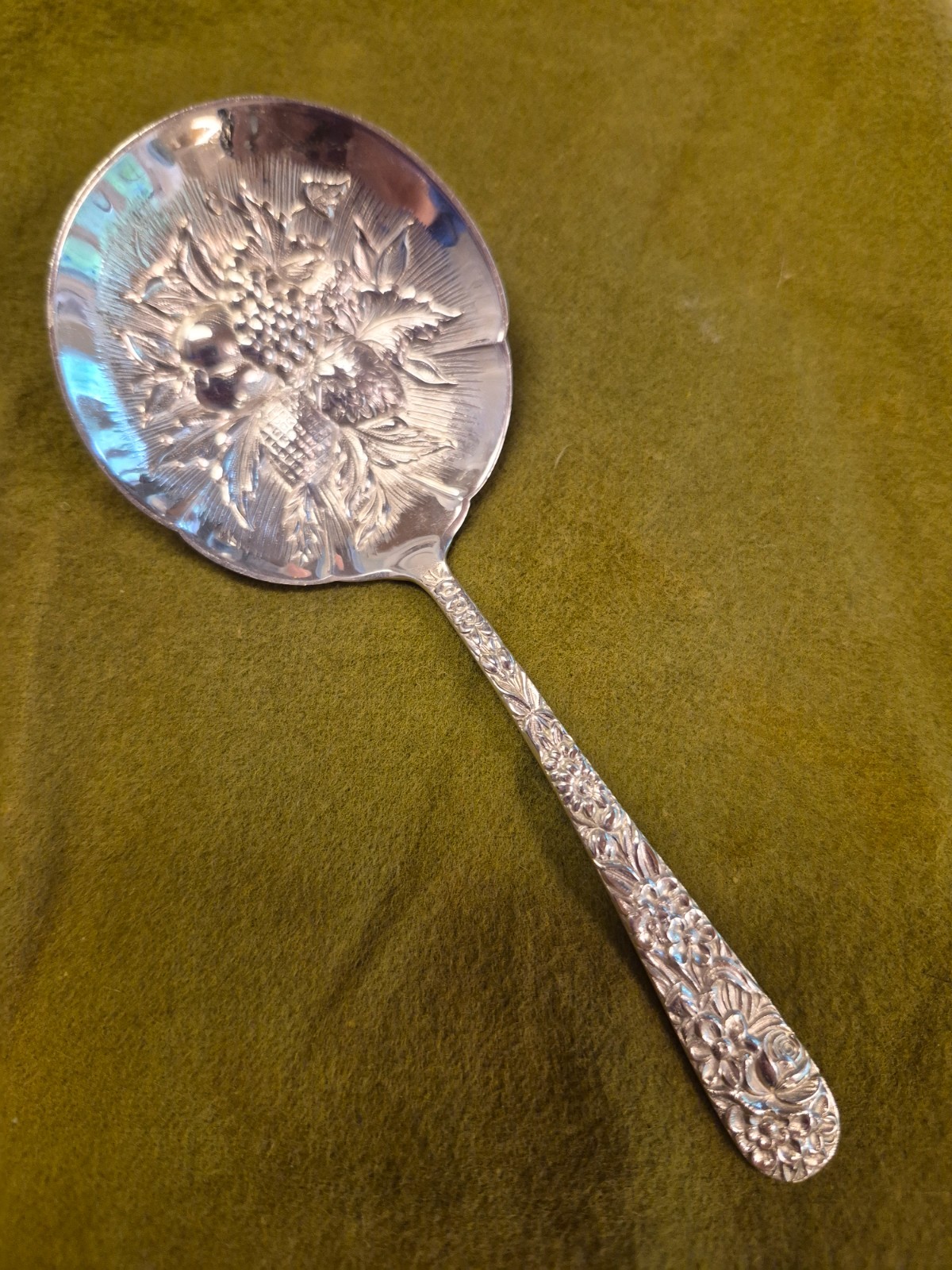 Kirk & Son Sterling Silver 5 1/4″ Repousse Bonbon Nut Berries Spoon