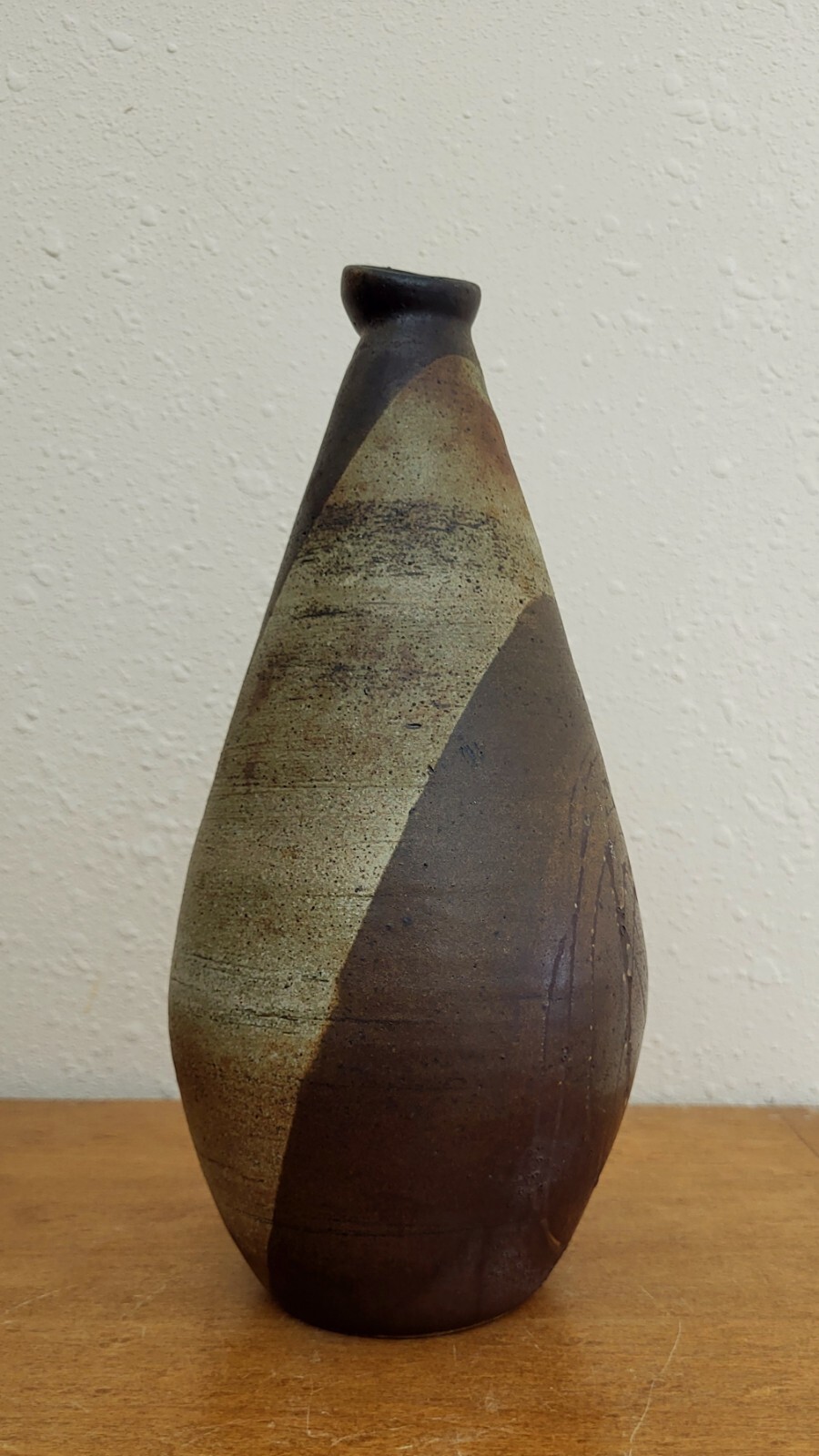 1962 Vintage Stoneware Pottery Vase Artist Signed – Bizen Style Earthy Two-tone