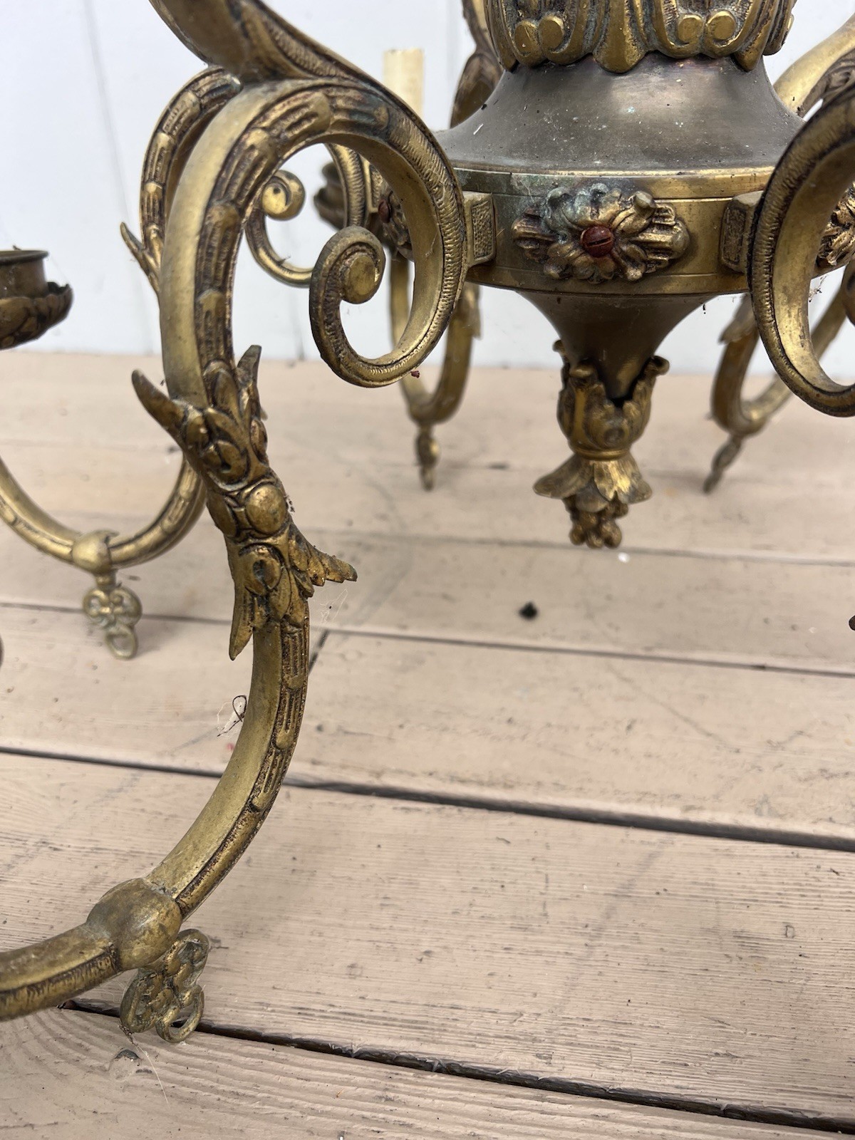 Vintage brass Large chandelier light Hollywood Regency Castle Victorian Spanish