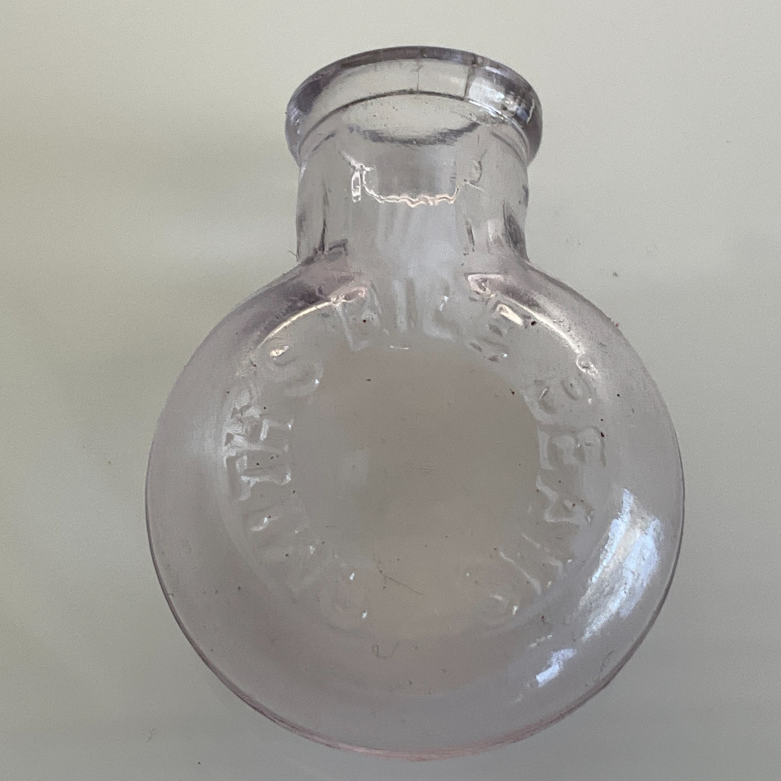 UNIQUE SMITH’S BILE BEANS TINY OVAL-SHAPED PURPLE ANTIQUE PILL BOTTLE Good Cond.