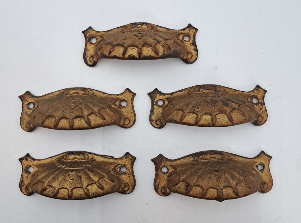 Antique / Vintage Cast Iron Bin Pulls Drawer Cabinet Pulls Hardware Lot of 5