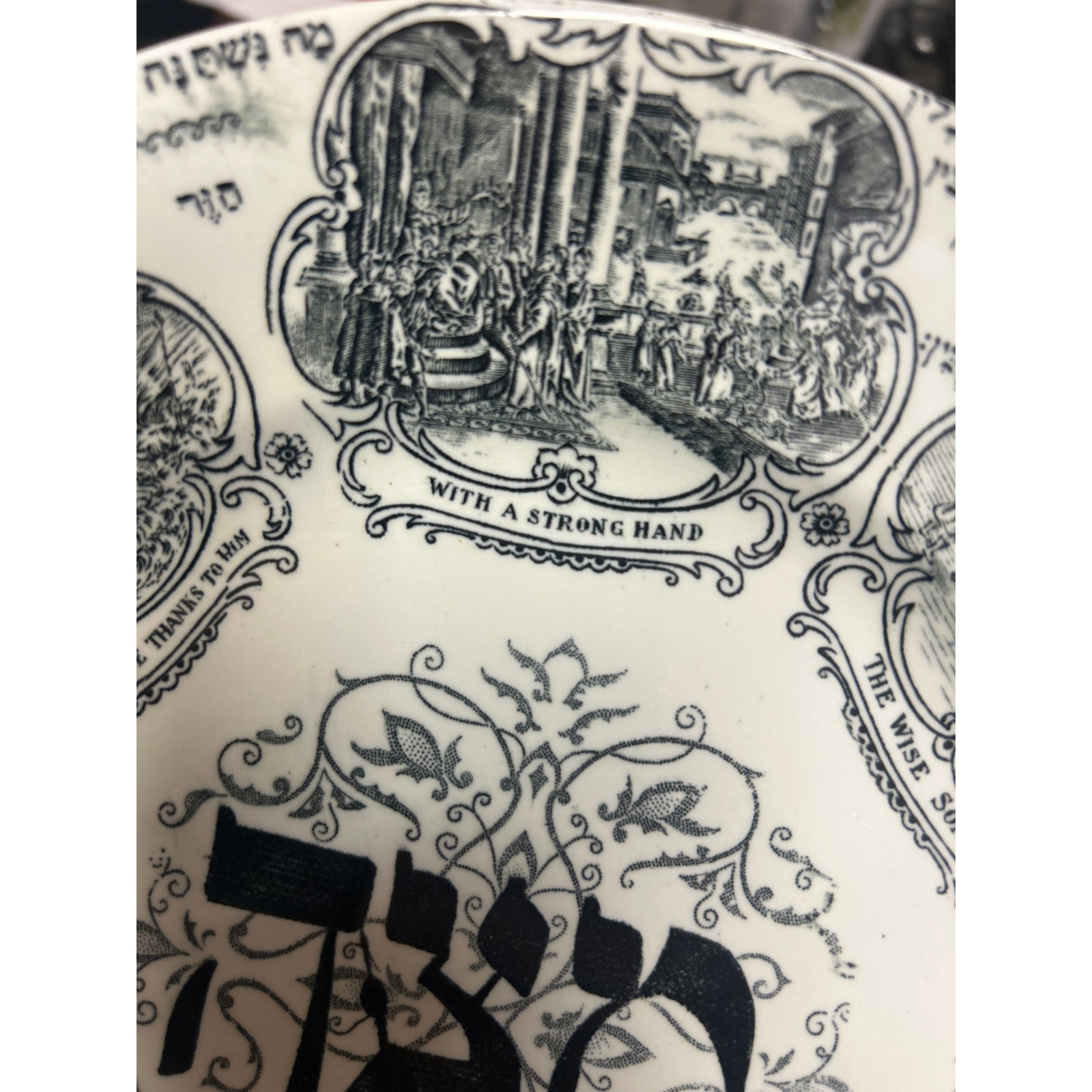 Ridgeway s London Teppers 1920 s Passover Plate Black and White
