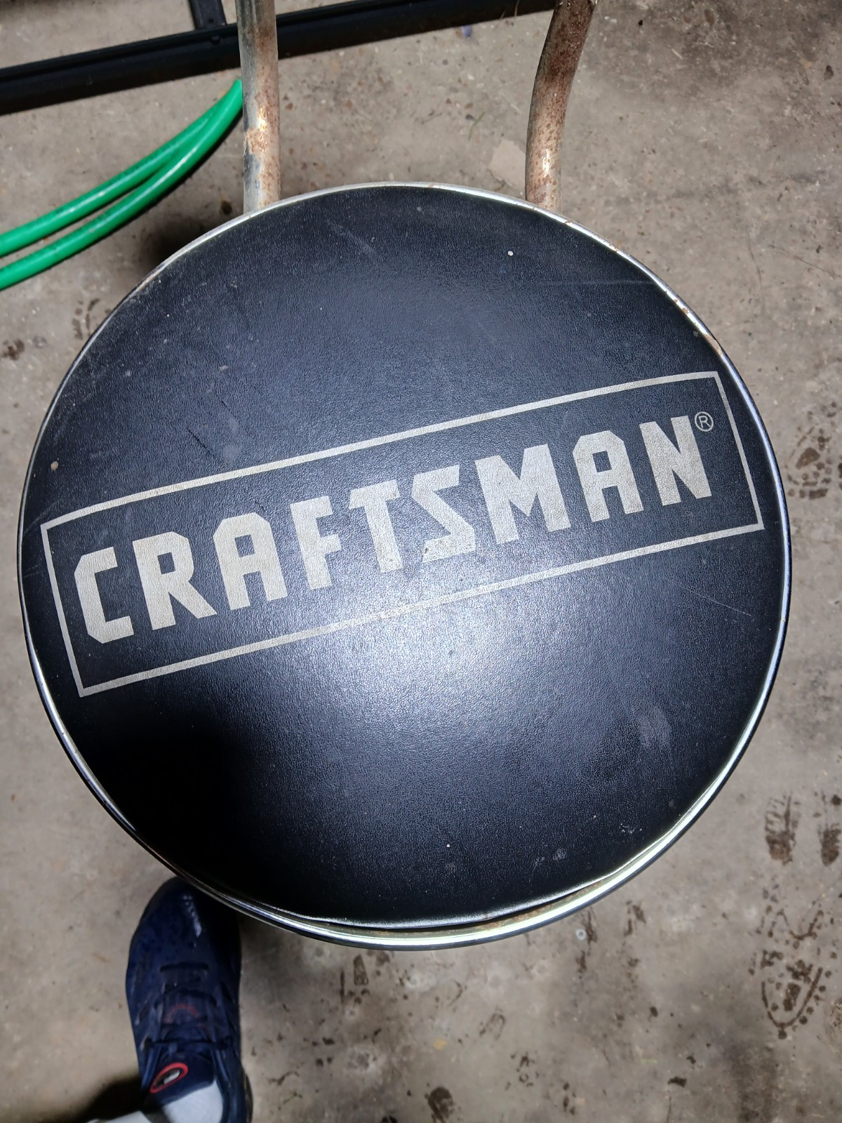 Craftsman Swivel Hydraulic Bar Work Stool