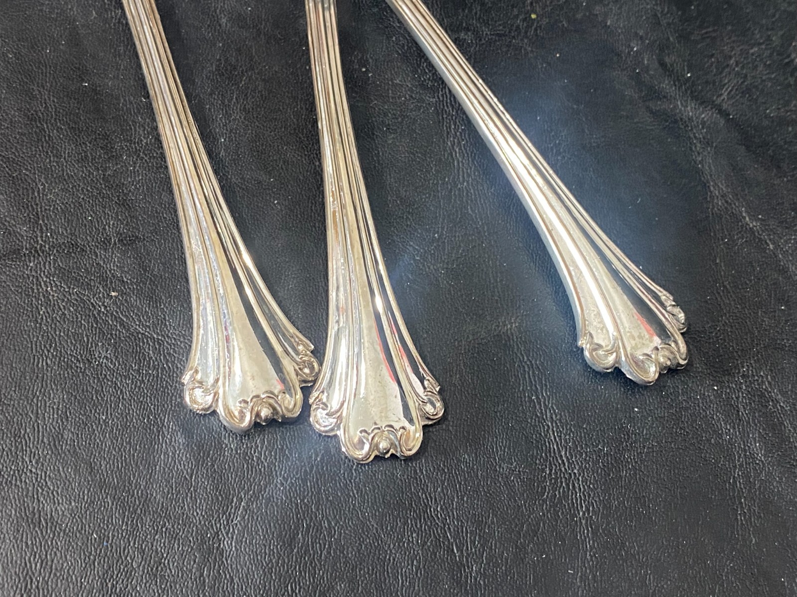 FB Rogers silverplate flatware 82 pieces American Chippendale fork spoon knife +