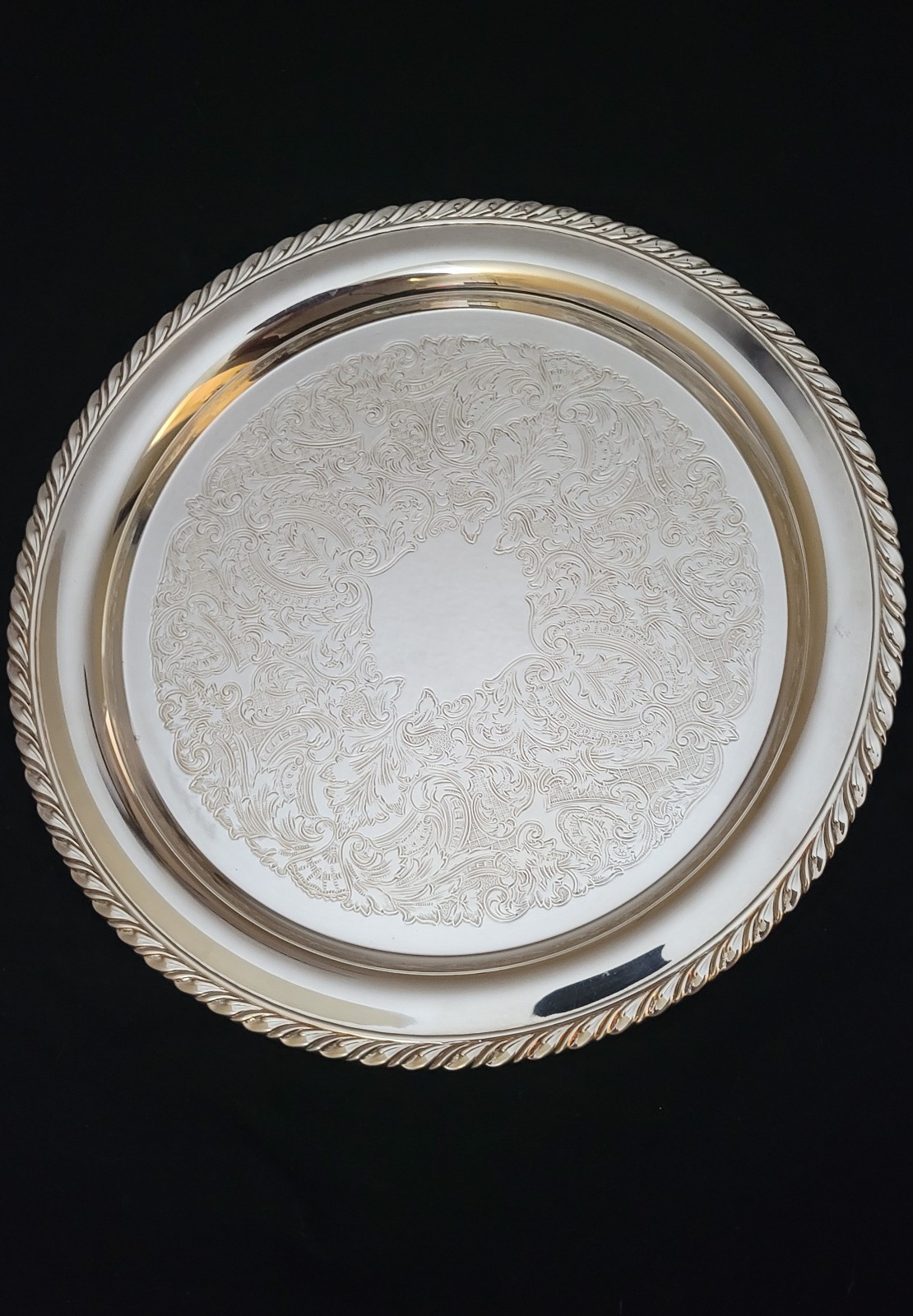 Oneida 12″ Silverplated Serving Tray, Arcadia Design, Ca. 1960’s-1980