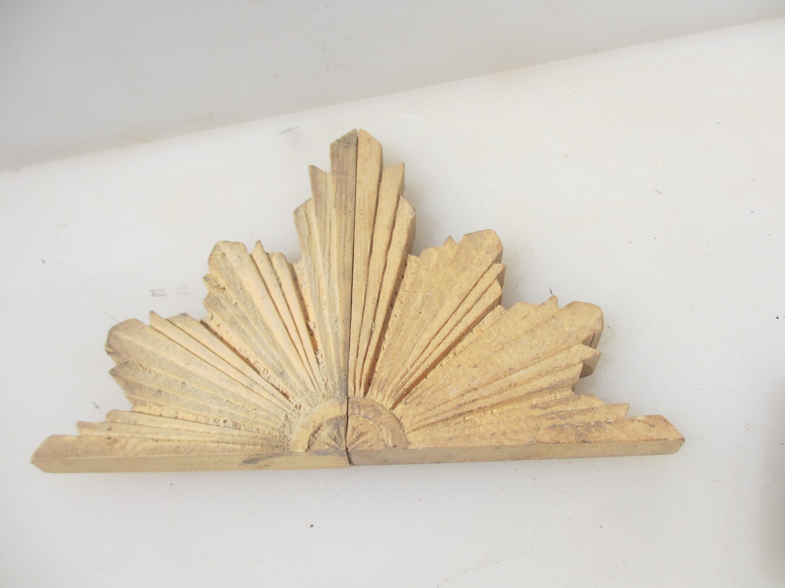 Carved Wooden Furniture Decorative Mounts Art Deco Star Sun FAUX Wood – £10each