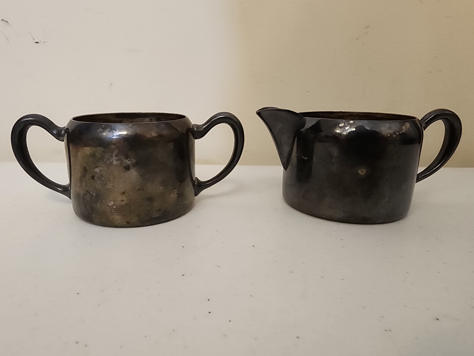 Antique W.B. Mfg. Co. (Weidlich Brothers) Silver Plated Cream and Sugar Set A7