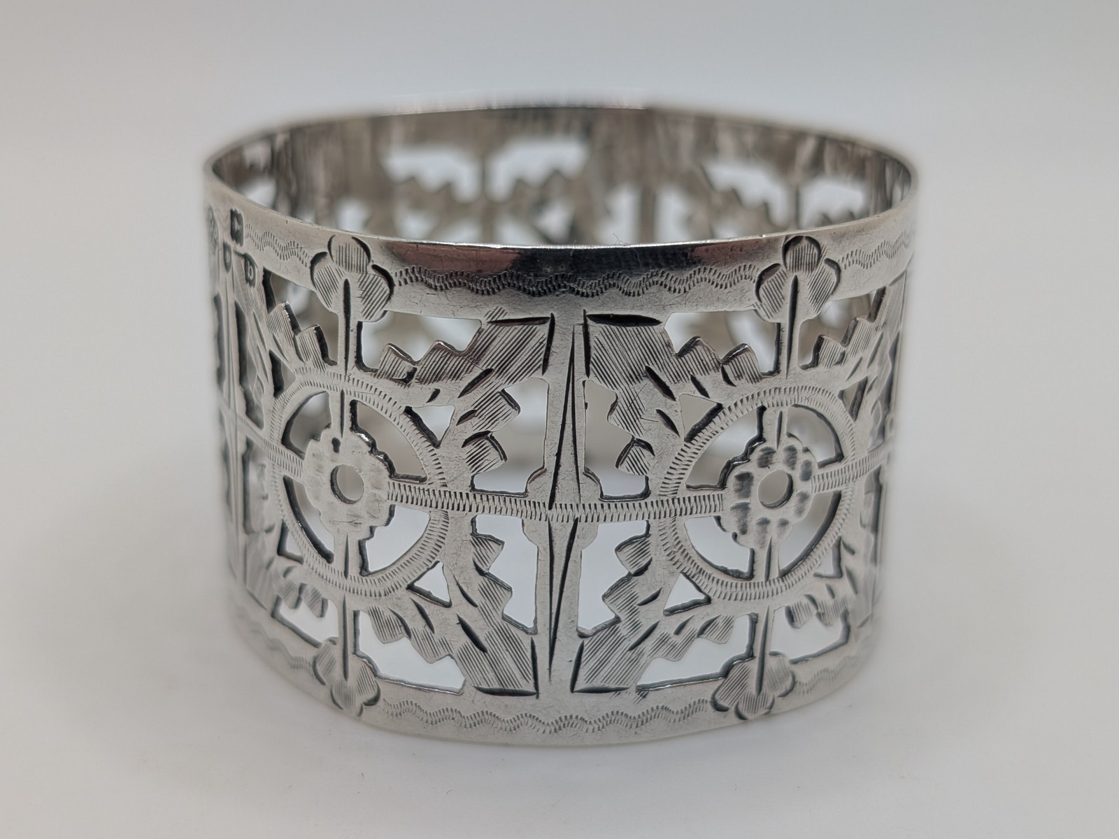 Antique English Sterling Silver Reticulated Napkin Ring, dated 1897 24 grams