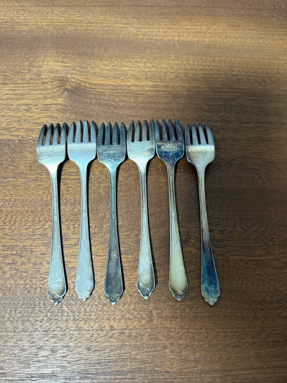 Vintage Rogers & Bro IS Silverplate Salad Forks Set 6 6.25″ No Monogram