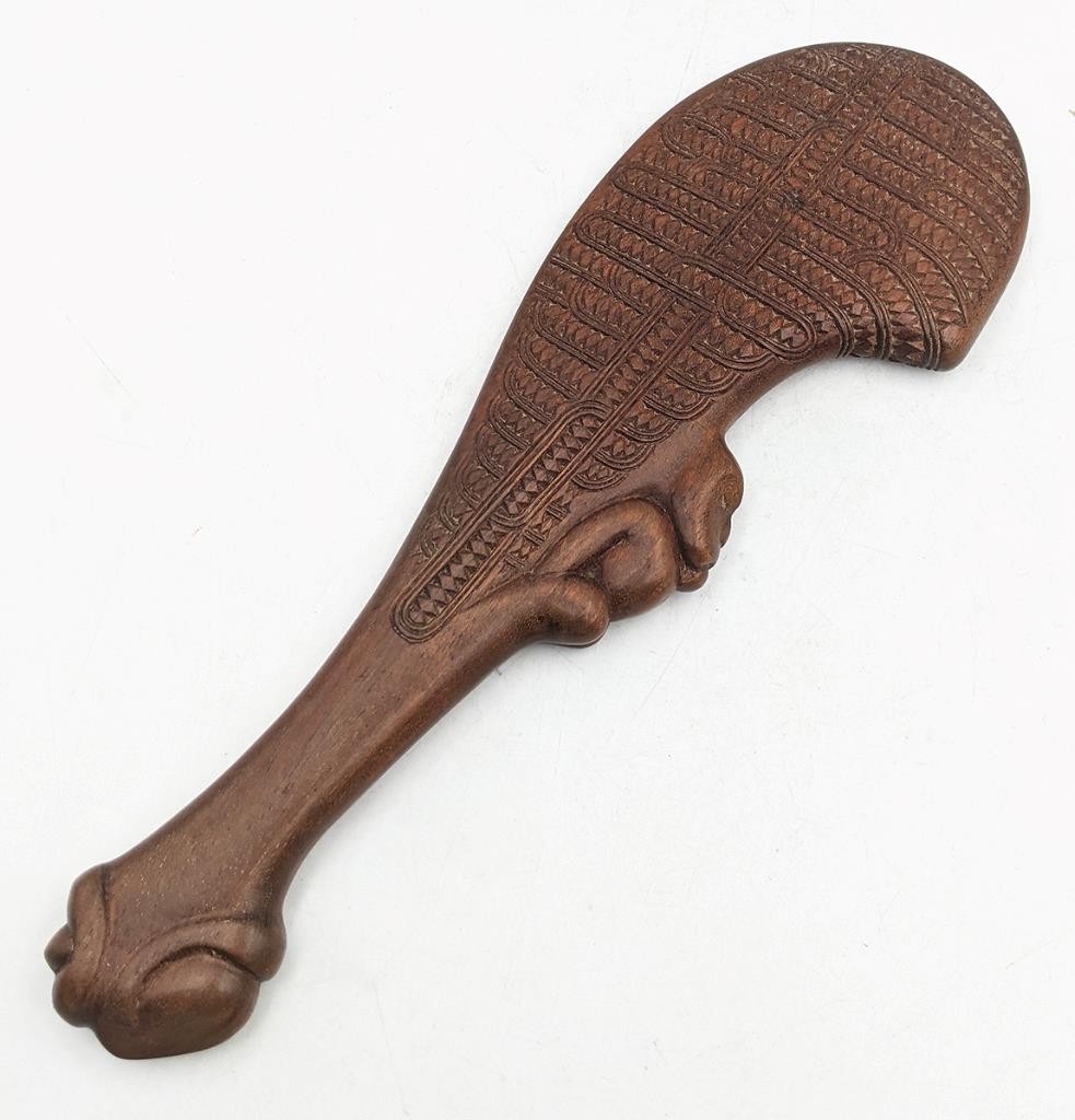 MAORI NEW ZEALAND CARVED WOOD WAHAIKA CLUB 20TH CENTURY