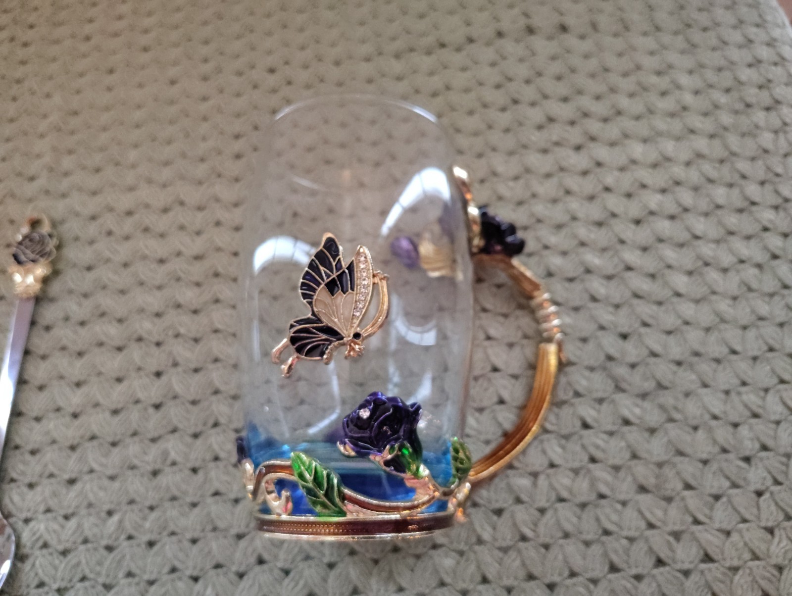 Brew To a Tea BTaT Embellished glass set