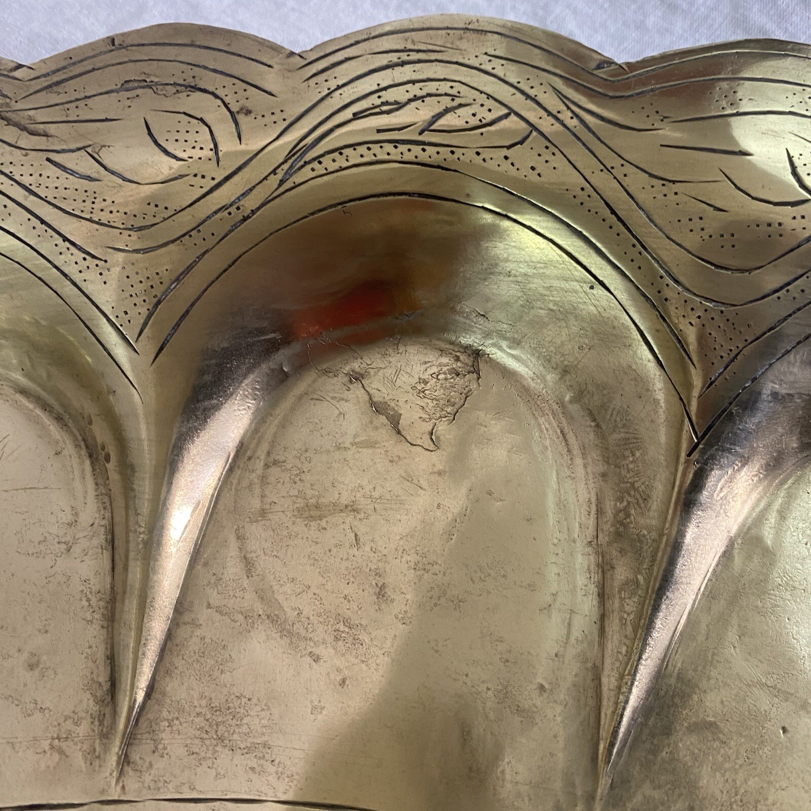 Brass Tray Table Round Wall Hang Islamic Middle Eastern Engraved Large 31in 80cm