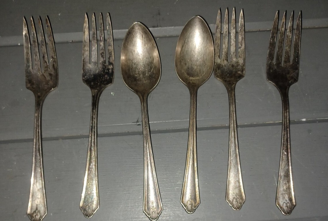 6 Pieces Simeon L. & George H. Rogers A14 Oneida 1934 Silverware Teaspoon Fork