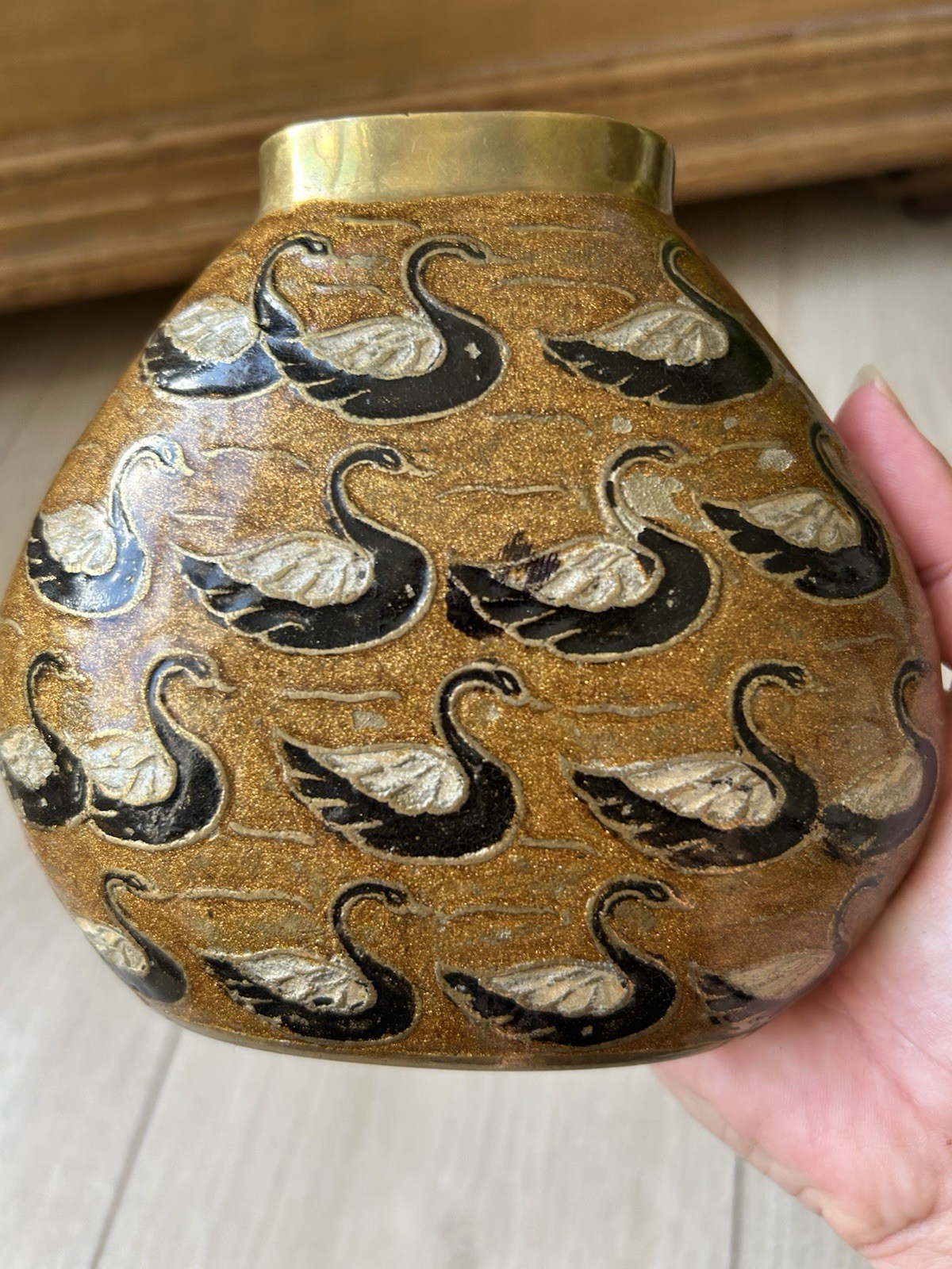 Vintage Heavy Brass Cloisonné Style Swan Vase Black & White Enamel Boho (1200)