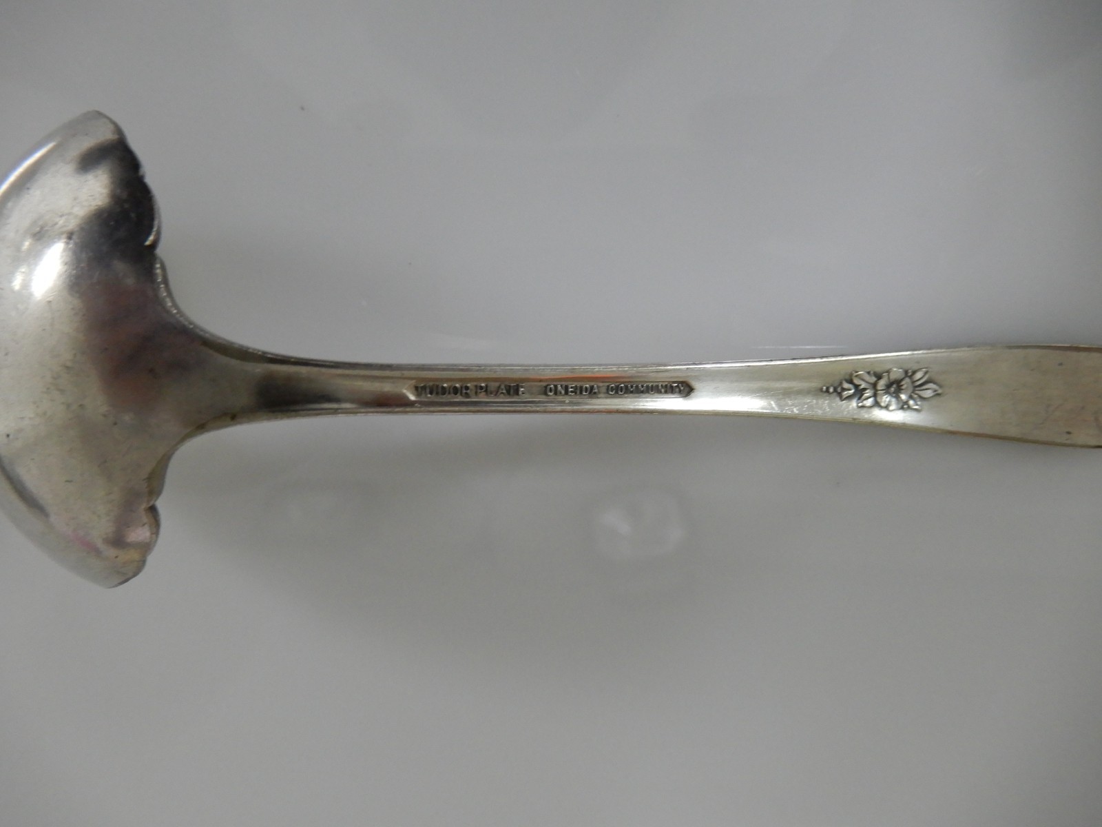 Vintage 1939 Oneida Tudor Plate “Fantasy” Pattern Silverplate Cream Ladle