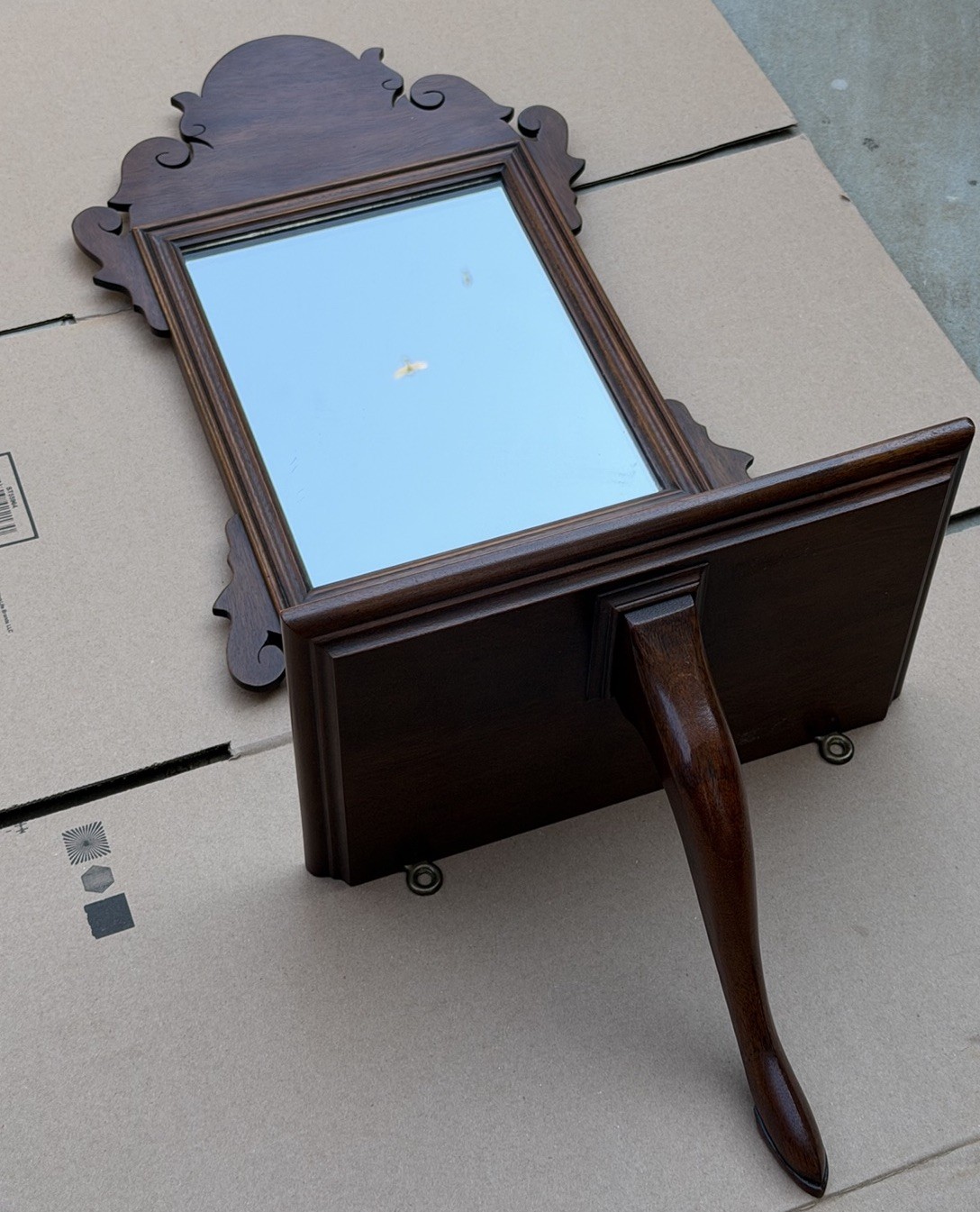 Henkel Harris Virginia Galleries Solid Mahogany Chippendale Mirror & Shelf