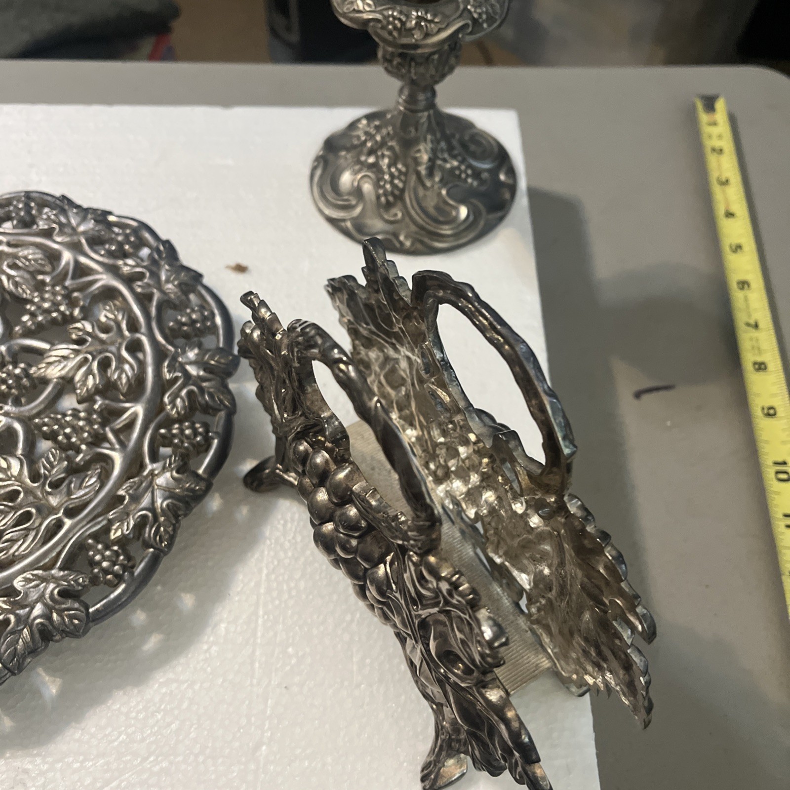 Godinger Silver Art Co Table Set Candle Set Napkin Set And Trivet , Grapevine