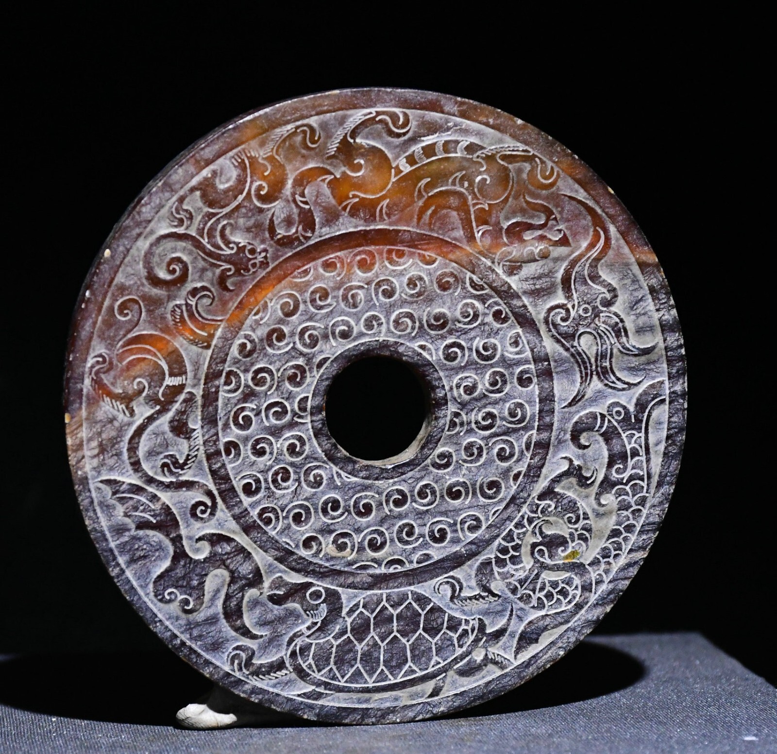 9CM Old Han Dynasty Natural Hetian Jade Carved Beast Animal Pattern Yubi Jade-bi