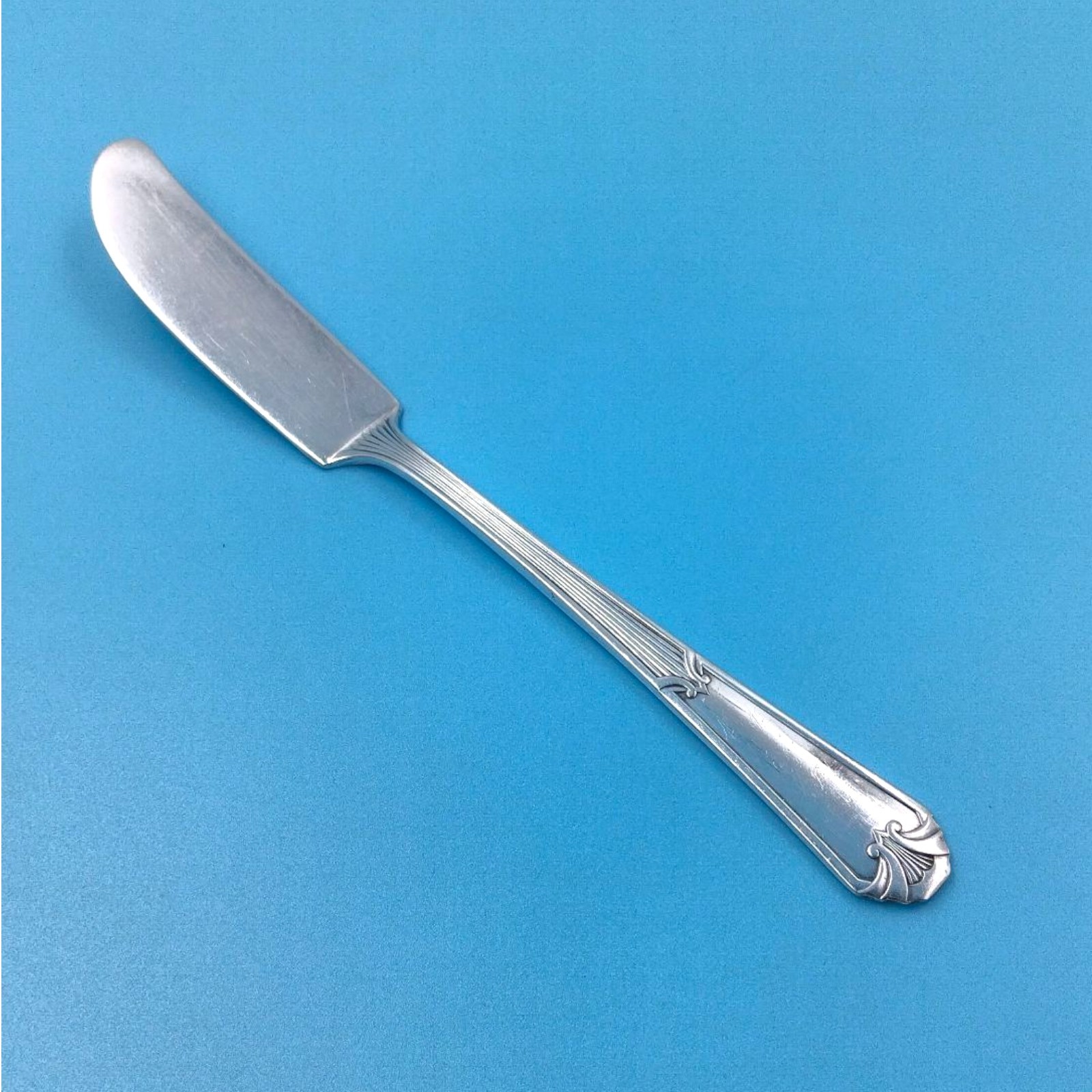 International Rogers FIDELIS Flat Handle Master Butter Knife Silverplate 1933
