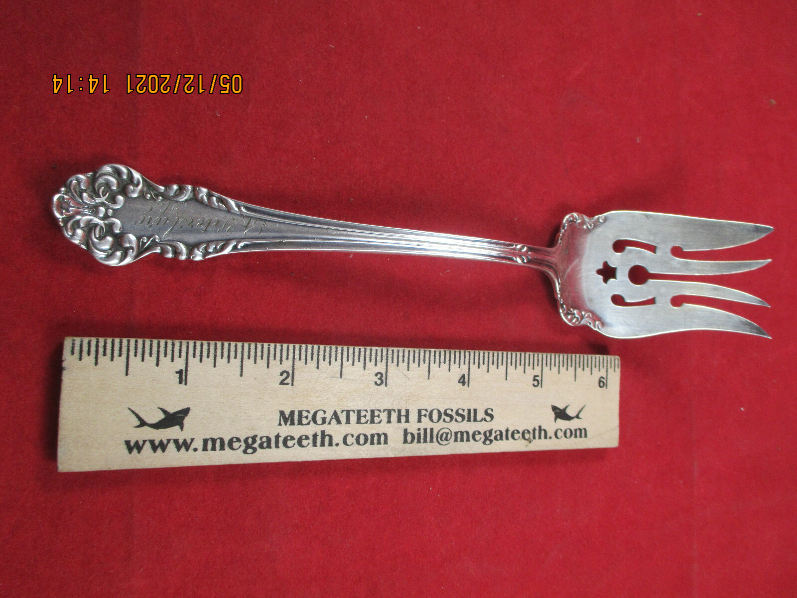 Antique Community Silver Triple Plus” 1909 St Pete” Cold Meat Serving Fork 1909