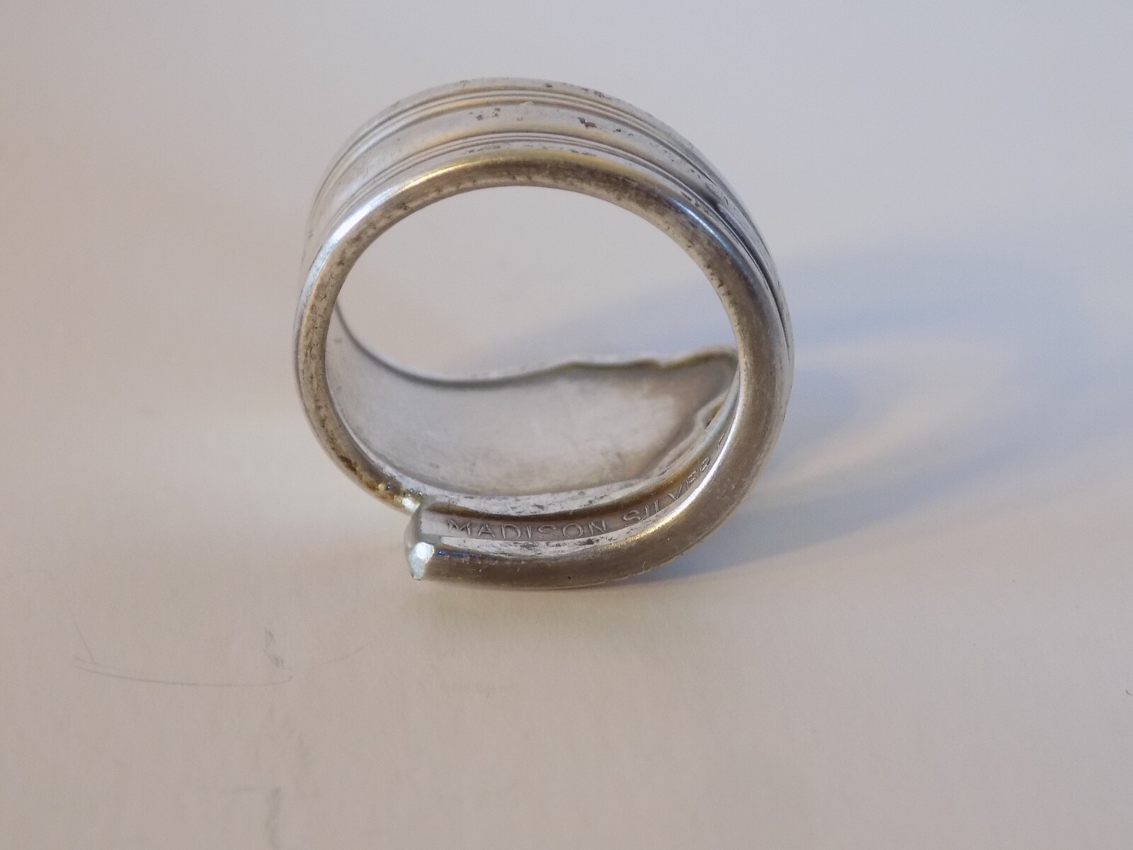 Spoon ring Madison Oneida Silver plate Berkshire 1932 Vintage size 8