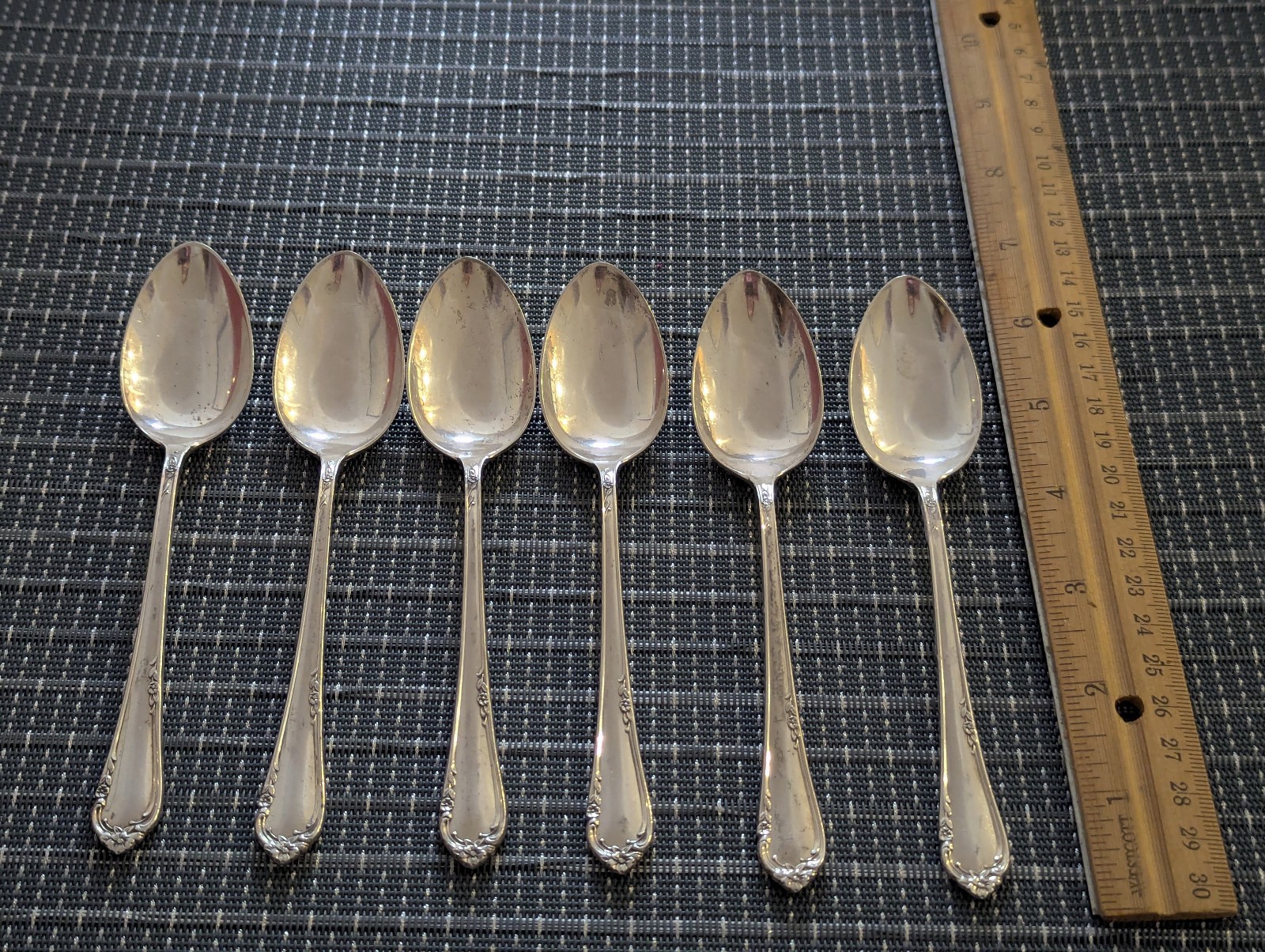 Reed Barton Sterling Silver DANCING FLOWERS Set of 6 Teaspoons 176g
