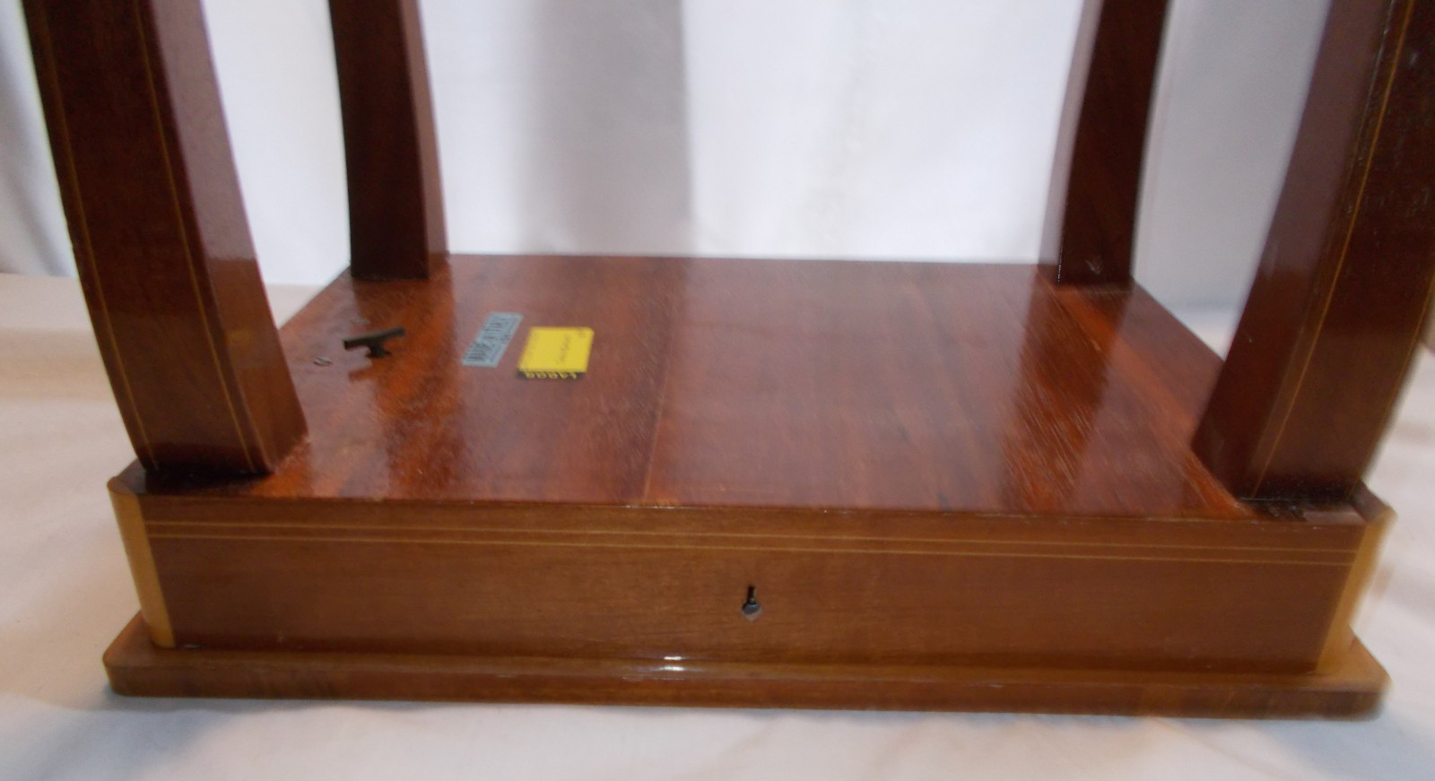 Vintage Lador Inlaid Wood Side Table Music Box Italy Carillion Svizzero NICE