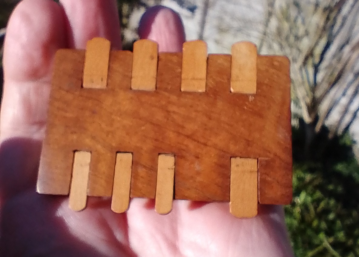 Antique or Vintage Treen Wood Whist Bridge Marker Card Game Scorer