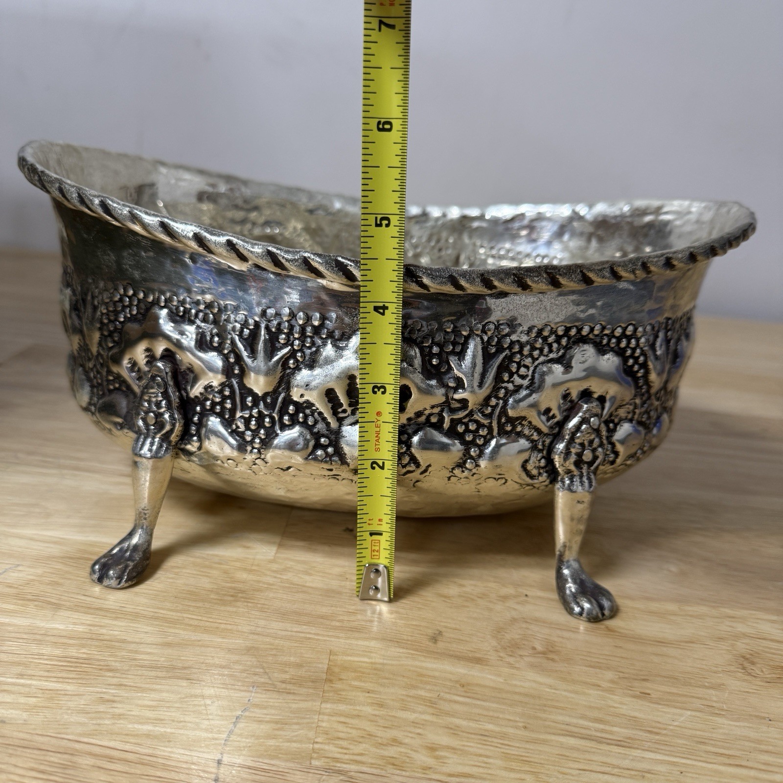 Vtg Silver Tone Footed Repousse RABBITS Oval Bowl Planter Flowerpot Deco