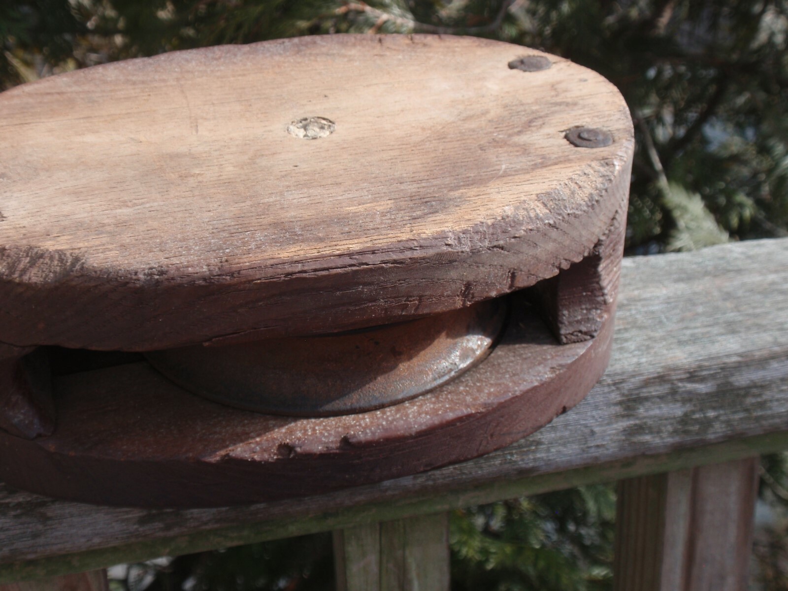 LARGE ANTIQUE WOODEN PULLEY BARN OR MARINE NAUTICAL 12 X 5.25 INCHES