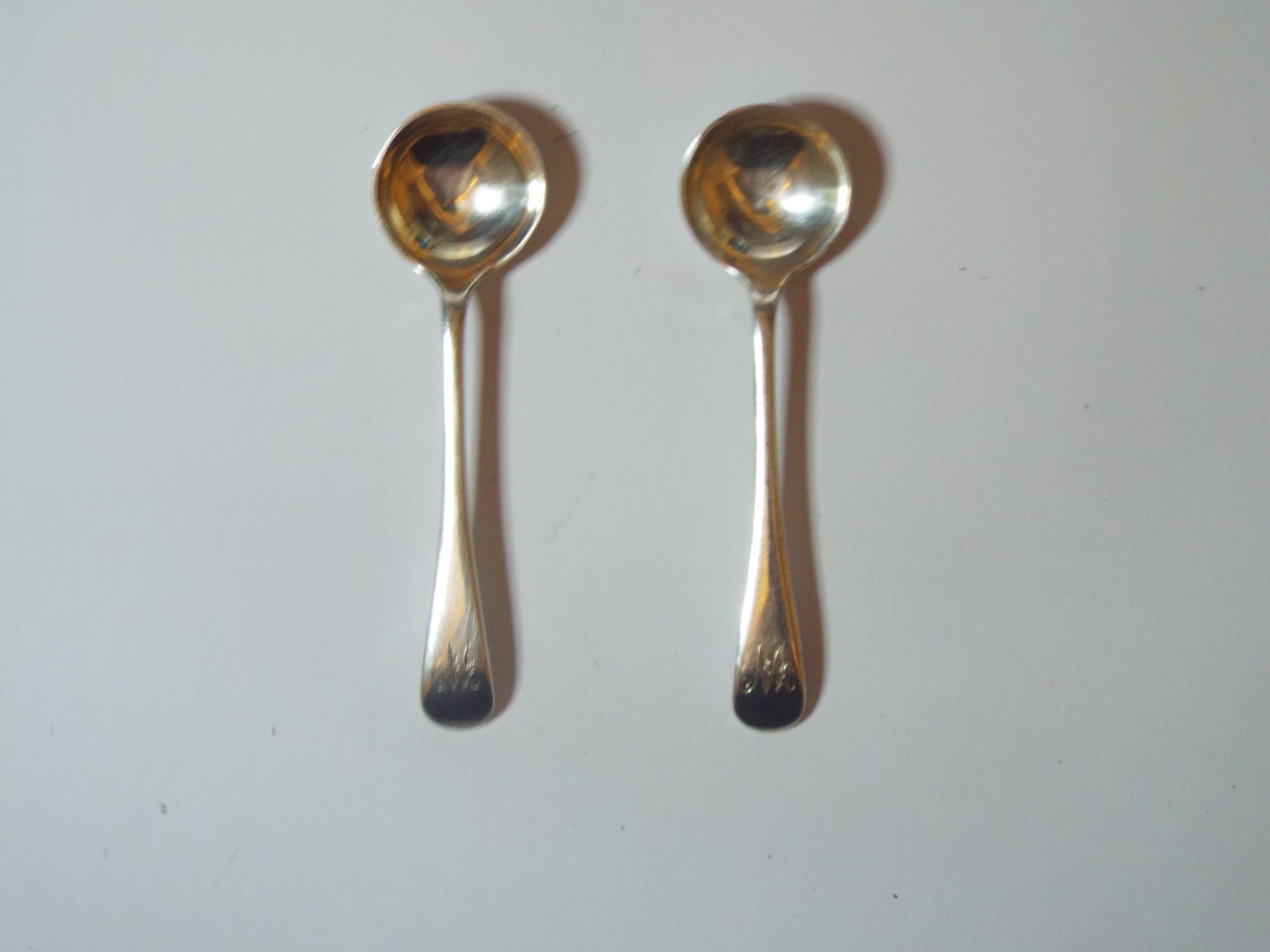 J Gloster Ltd Antique Silver Salt Spoons (2)
