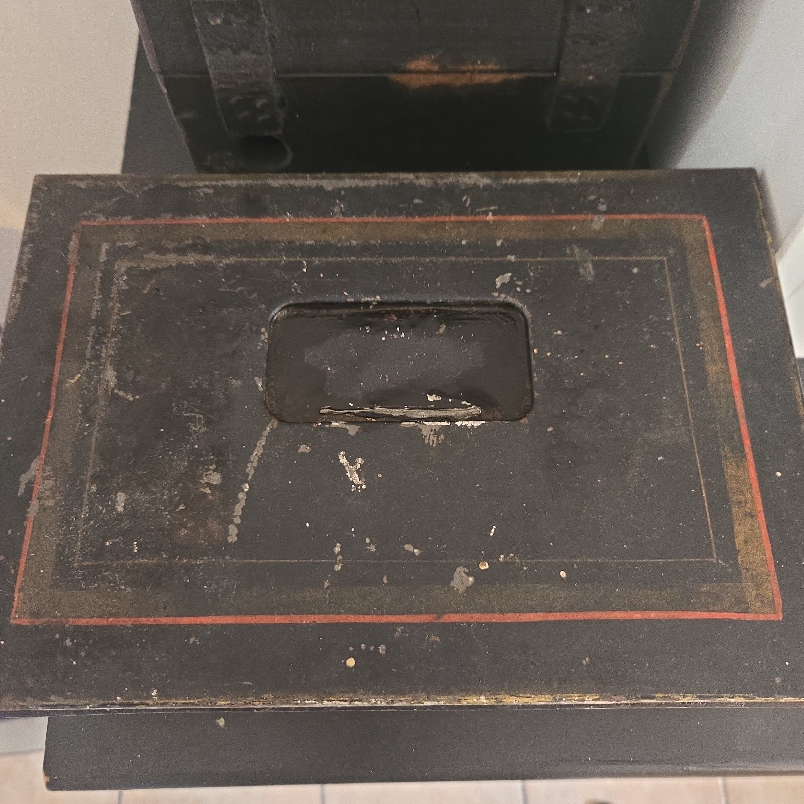 Antique Toleware METAL STRONG BOX DISTRESSED Storage Cash Money Still Bank Safe