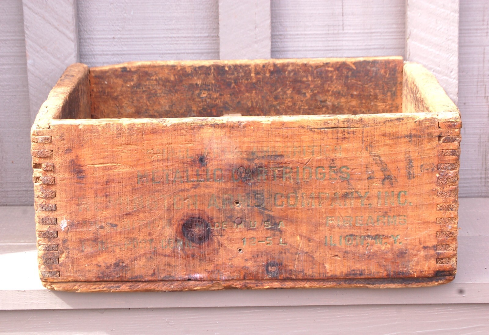 Antique Remington Arms Wooden Crate Box 22 Long Rifle Hunting Cabin