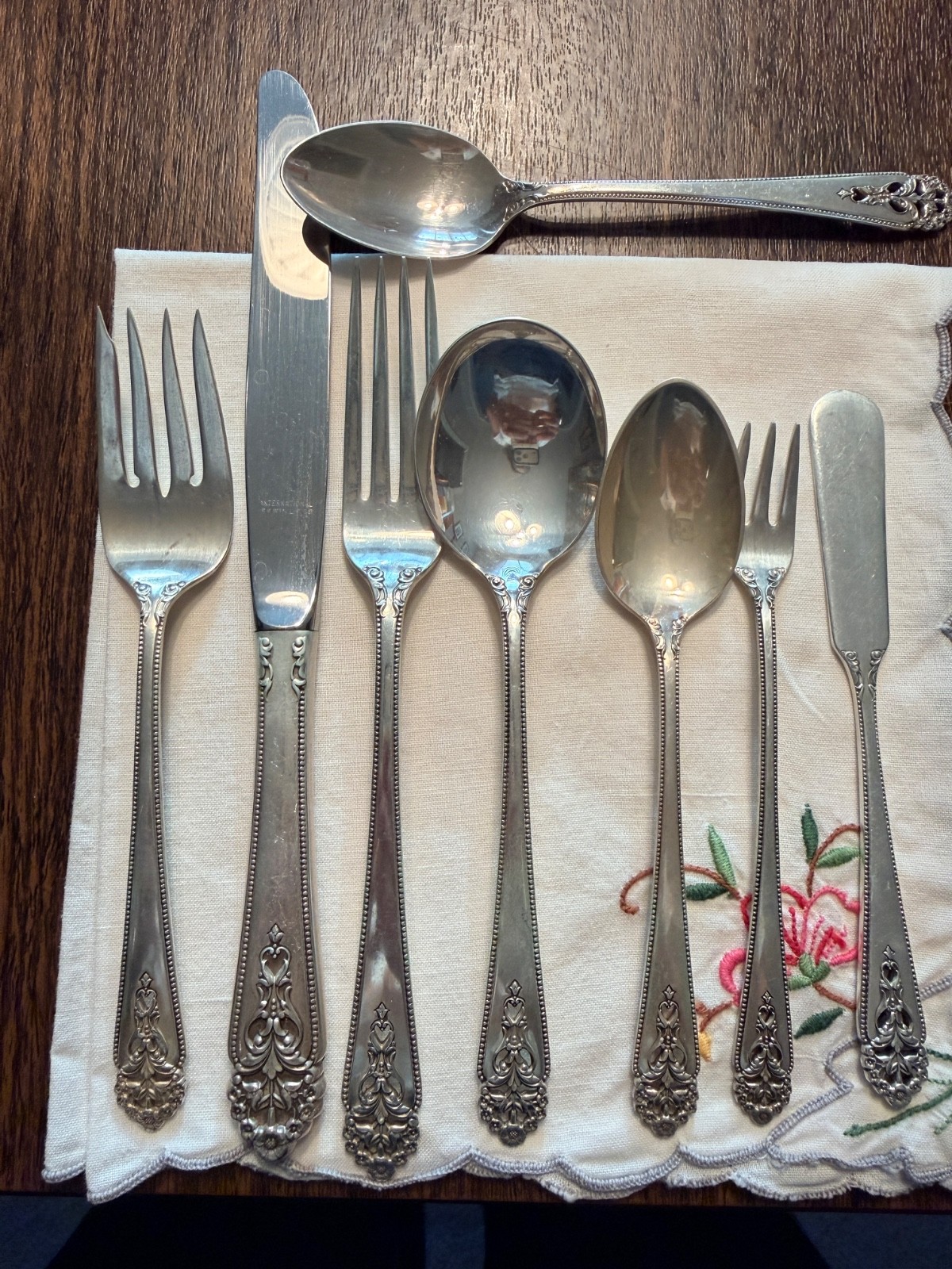 8 pc pl setting-sterling silver set for 12 Queens Lace + 9 serving pieces + box