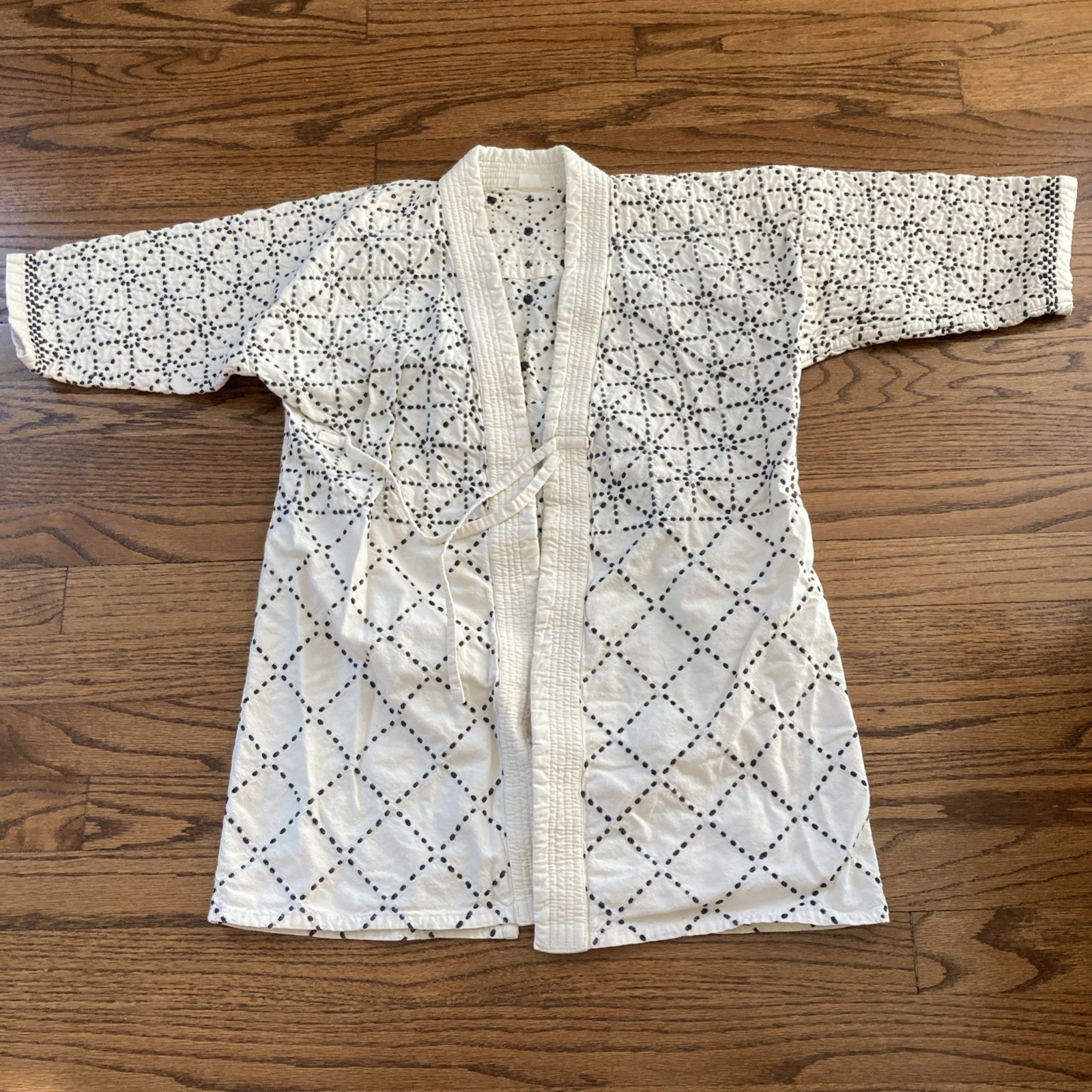 Vintage Unbleached Cotton Youth Kendogi Keikogi Dogi Hand Stitched Sashiko Top