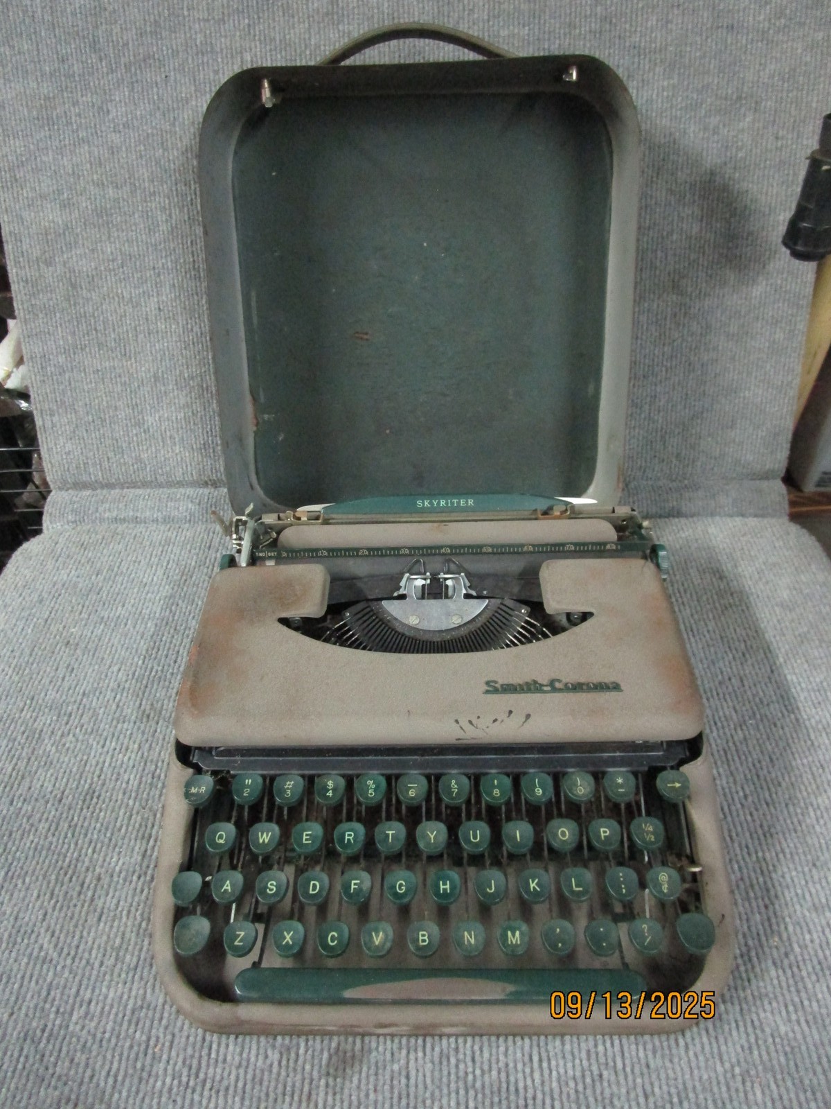 Vintage Smith Corona Skywriter Typewriter