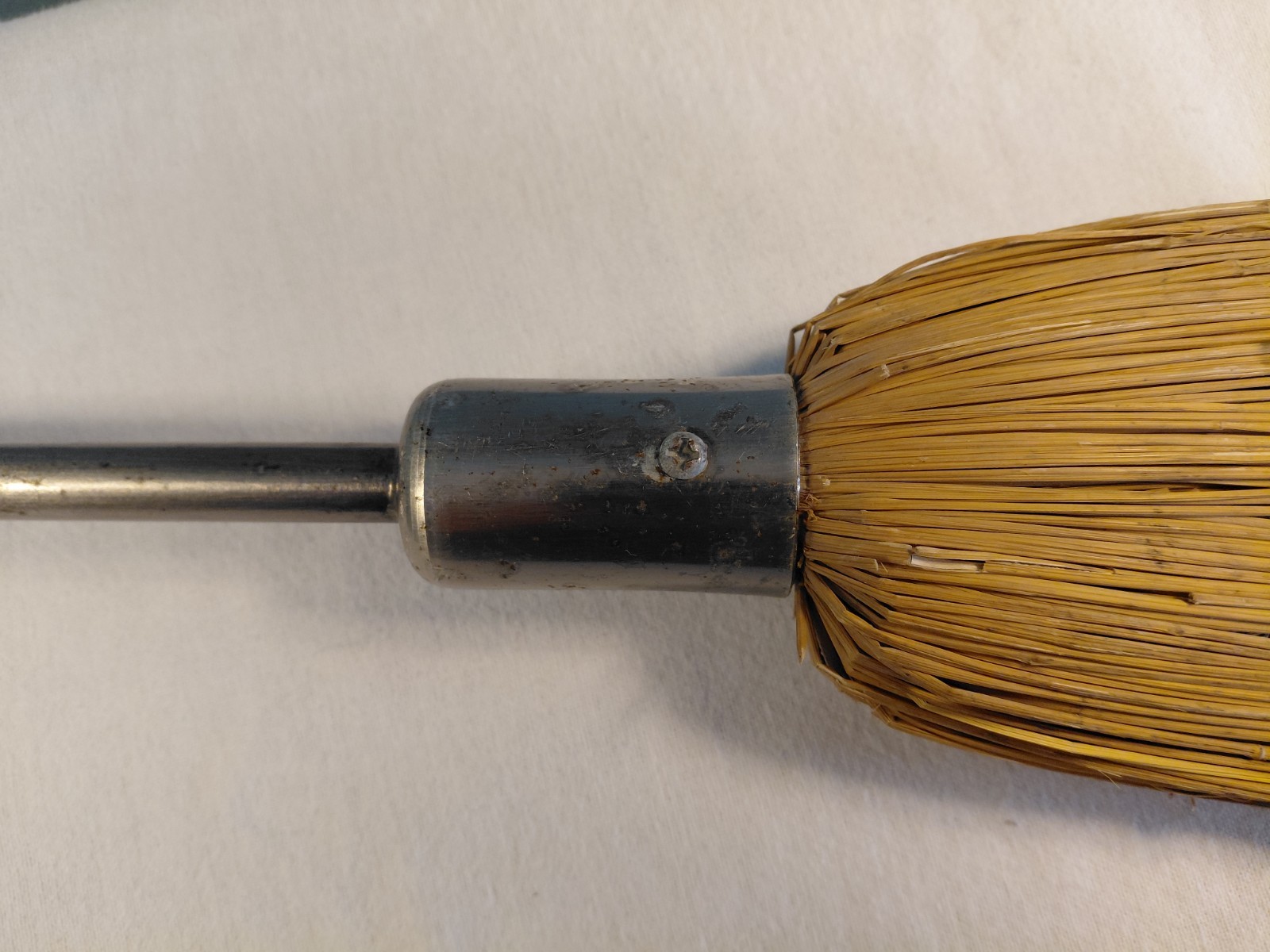 VTG Whisk Hand Broom Wire Wrap, Decorative Metal Handle, Replaceable Straw