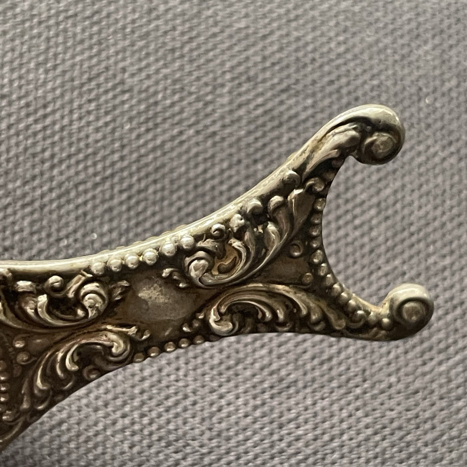 Antique Sterling Silver Thread Winder Holder Repousse Sewing Floral Victorian