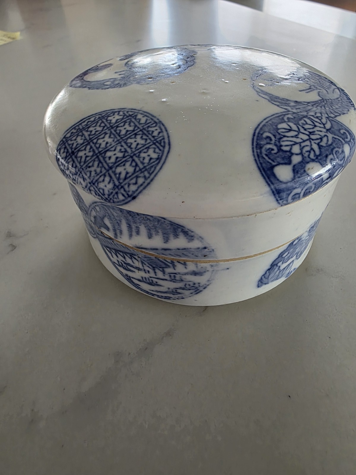 Antique Japanese Blue & White Porcelain Lidded Box Circular Medallion Meiji Era