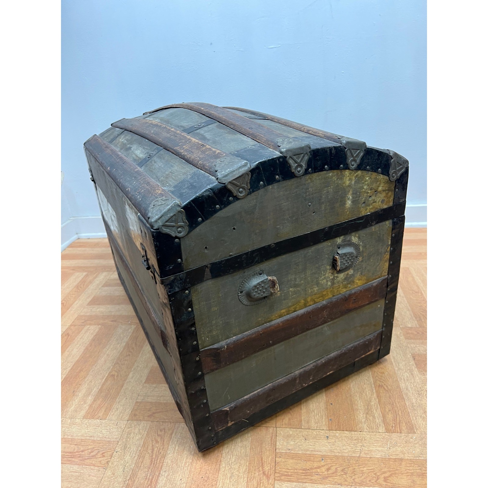 Antique Victorian Camelback Steamer Trunk Wood Metal Storage Chest Vintage Hump