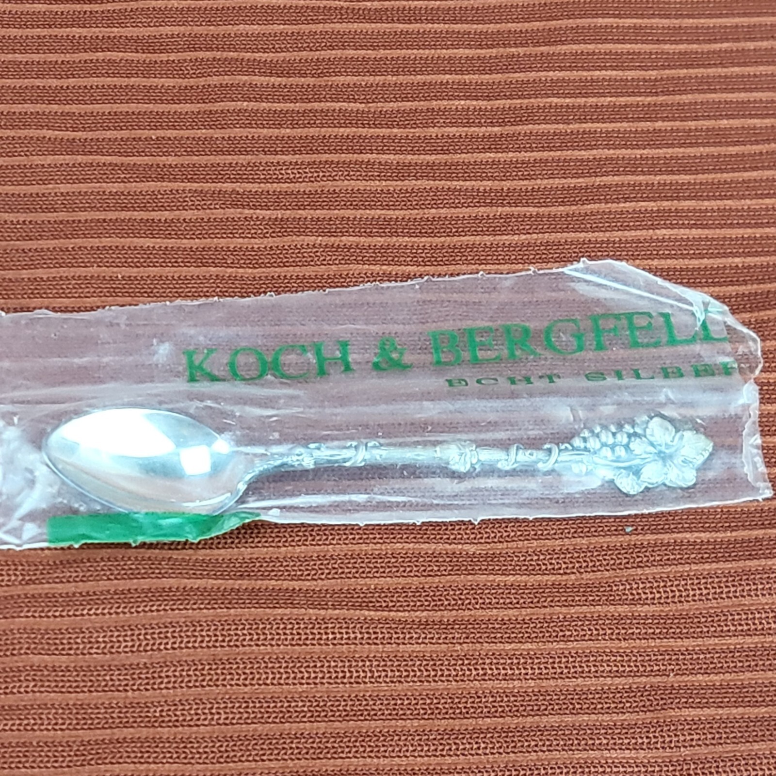 Koch and Berfeld Boht Silber .800 Sterling Silver Spoon Original Package