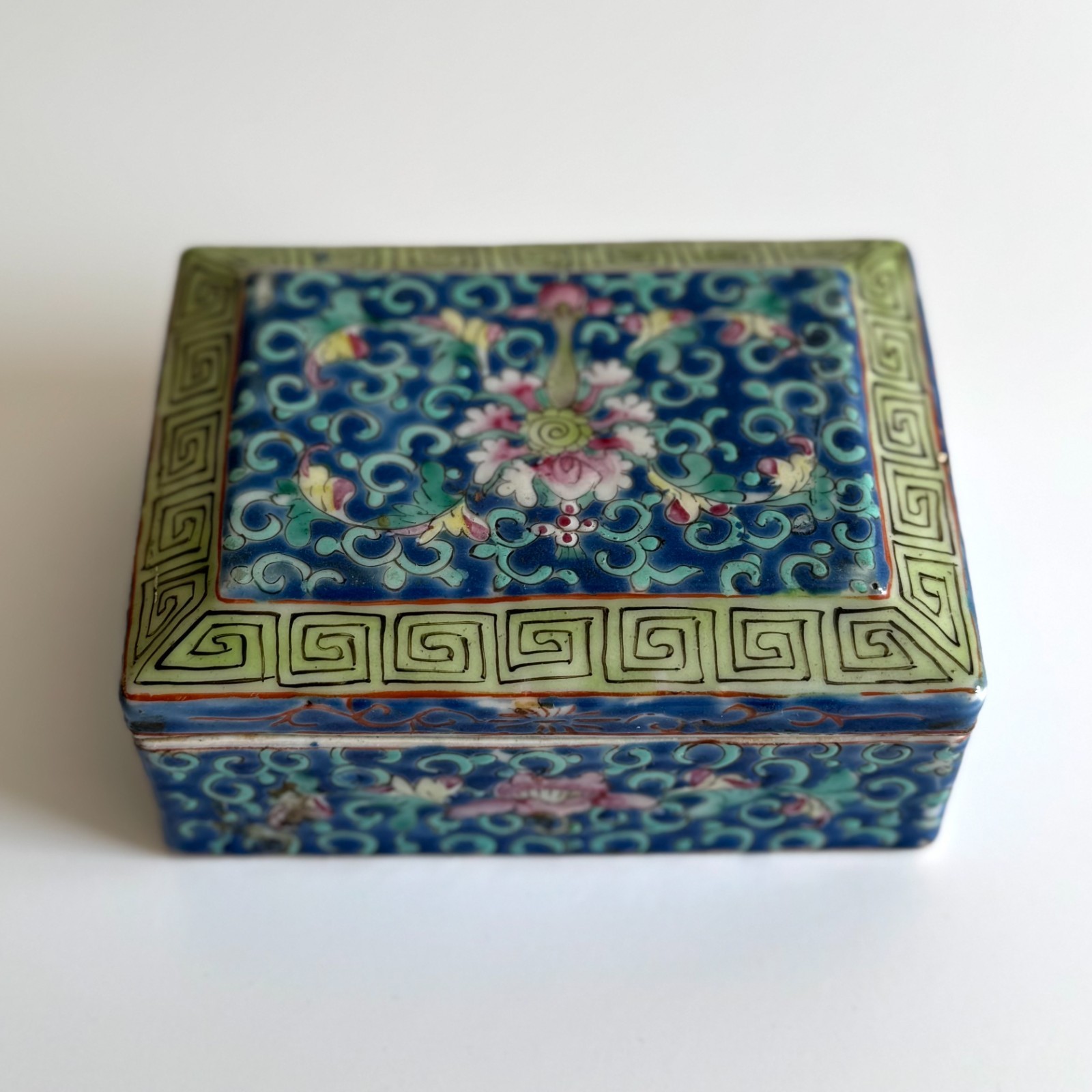 Chinese Porcelain Rectangular Lidded Box Floral Scroll Greek Key Border Antique