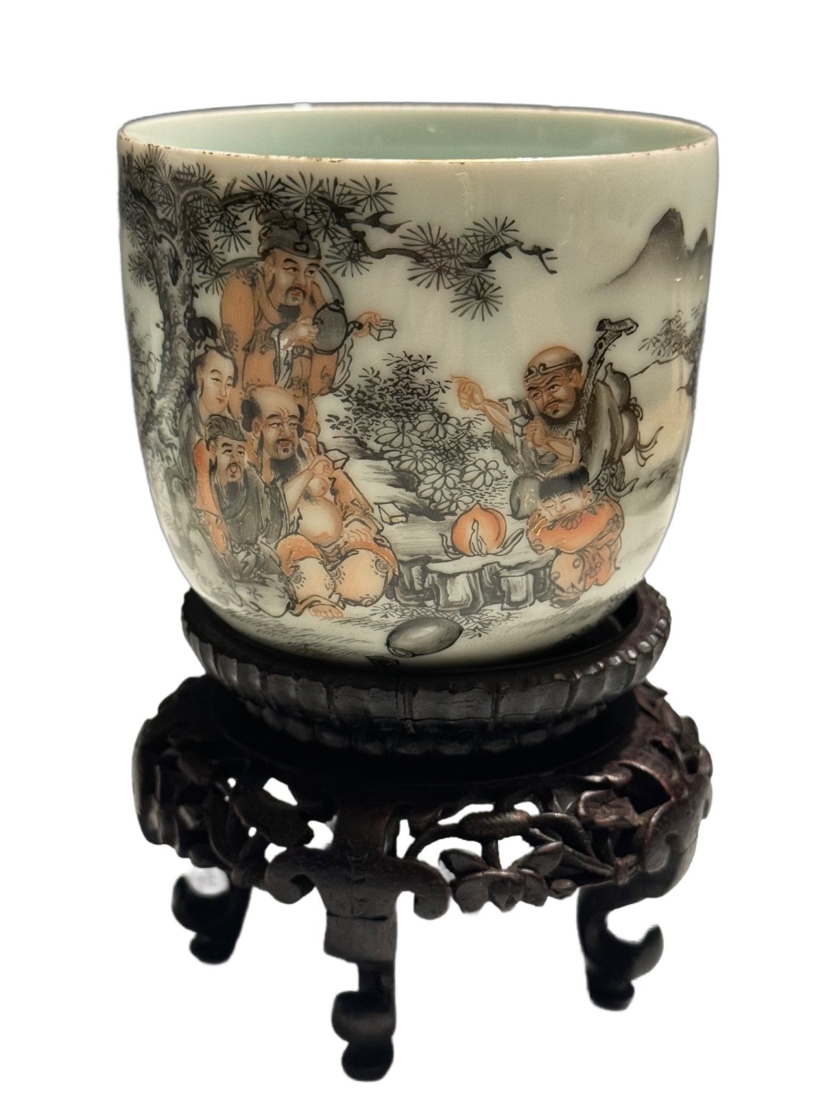 Chinese Porcelain FINE and RARE Cup – 乾隆年製 Mark – Republic Era