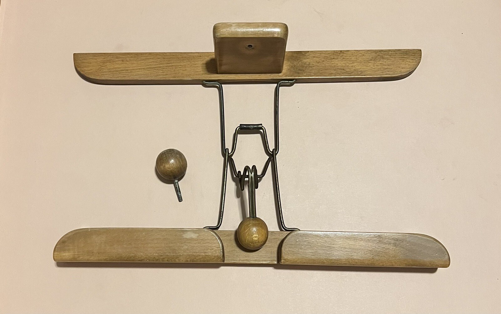 Vintage Men’s Fitwell Valet 18 Stand Top Clamp Part Only – Birnbaum Co. Germany