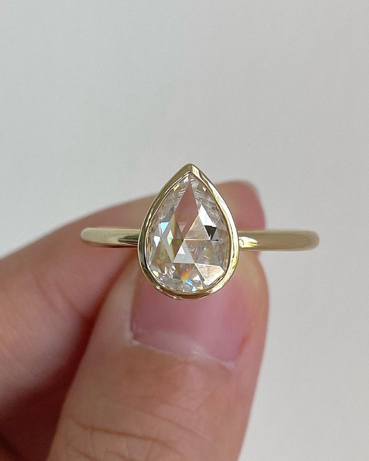 2.50 Ct Pear Cut Lab Grown Diamond Pear Solitaire Engagement Ring for Women