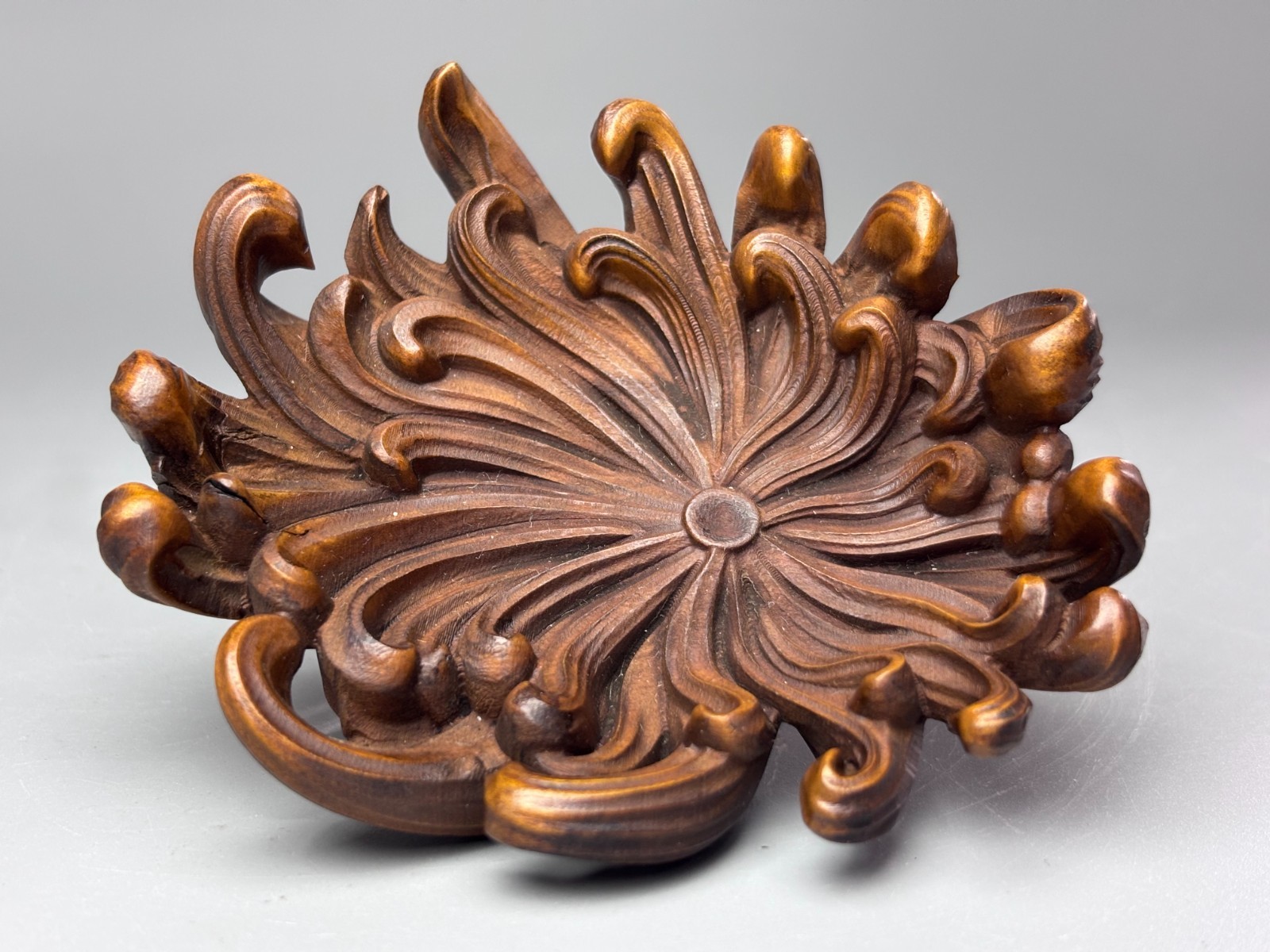 3.5″ Exquisite Boxwood Handmade Carved Chrysanthemum Flower Tray Art Statue B334