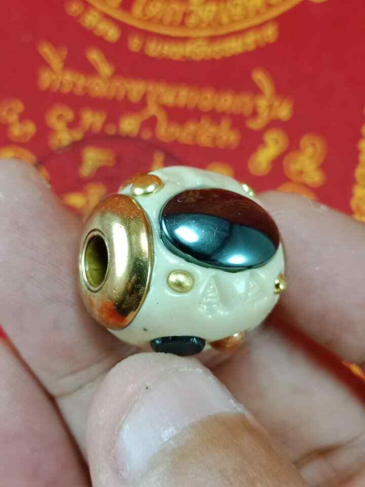 TAKRUT HEALING LEKLAI LP SOMPORN RED GEM HOLY MAGIC GOOD HEALTH LUCK THAI AMULET