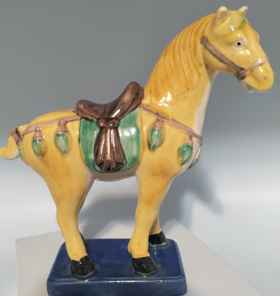 Chinese Tang Dynasty Style Sancai Glazed Ceramic Horse Statue figurine