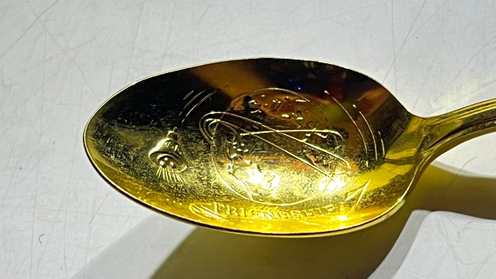 Lot of 2 W. Rogers 1961 -1963 John Kennedy Spoons Gold Tone JFK Friendship Vtg