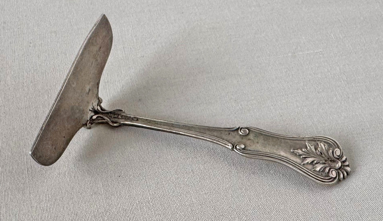 Antique Howard Silver Co Sterling Silver Baby Food Pusher NO MONOGRAM;Y419